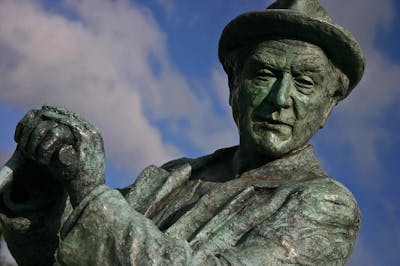 Stories, Storytelling and Seanchaí in Ireland