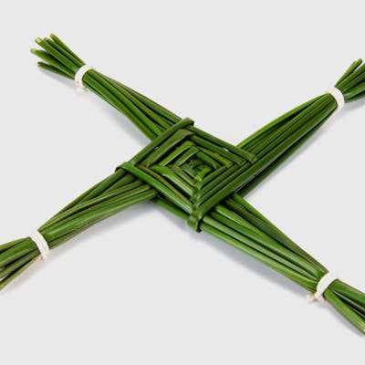 How to make your own St. Brigid's Cross