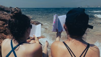 My Irish Jeweler's Summer Reading Recommendations, 2026.