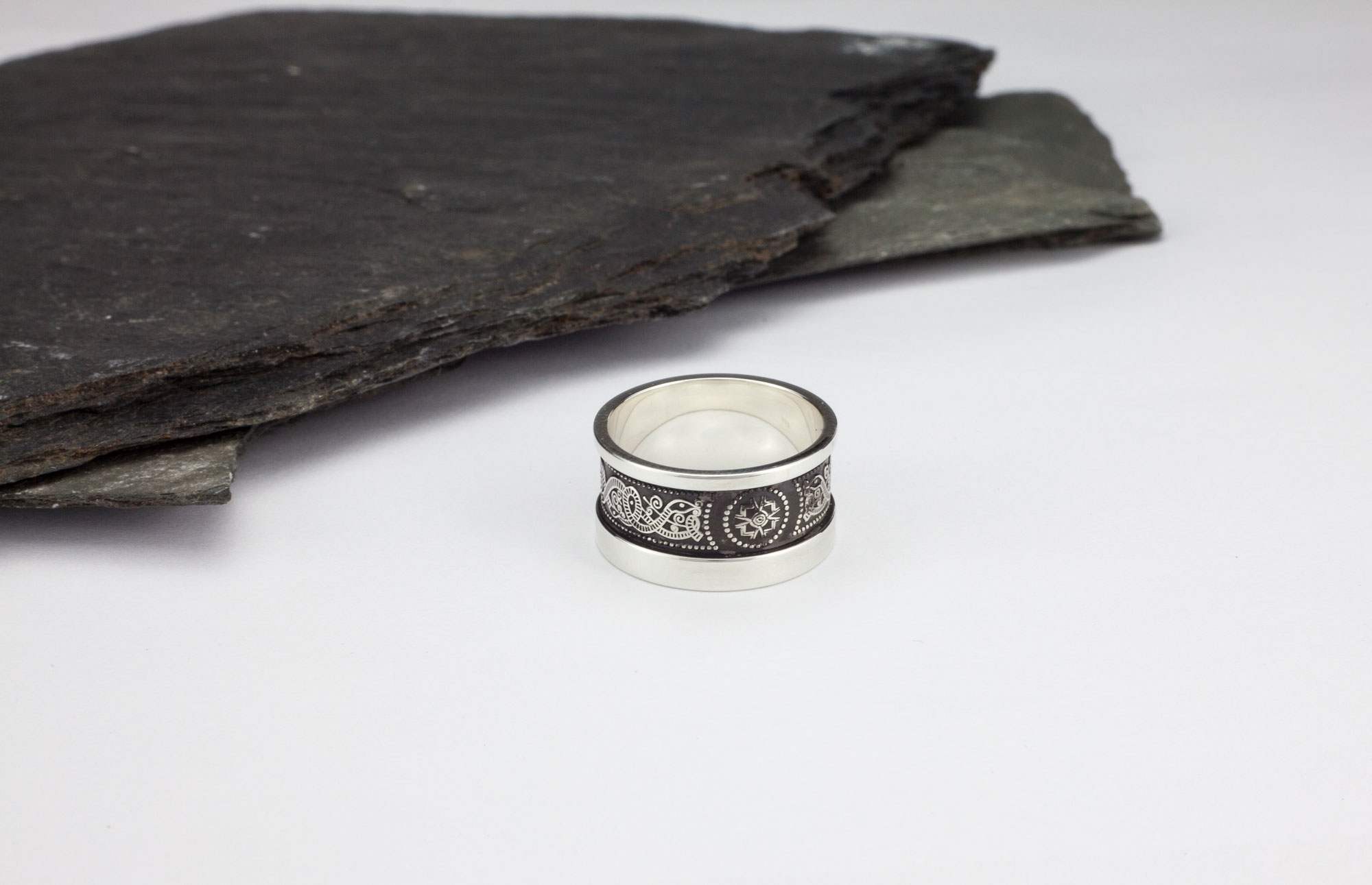 Florentine Celtic Knot Ring in Real Sterling Silver. Pictured Flat.