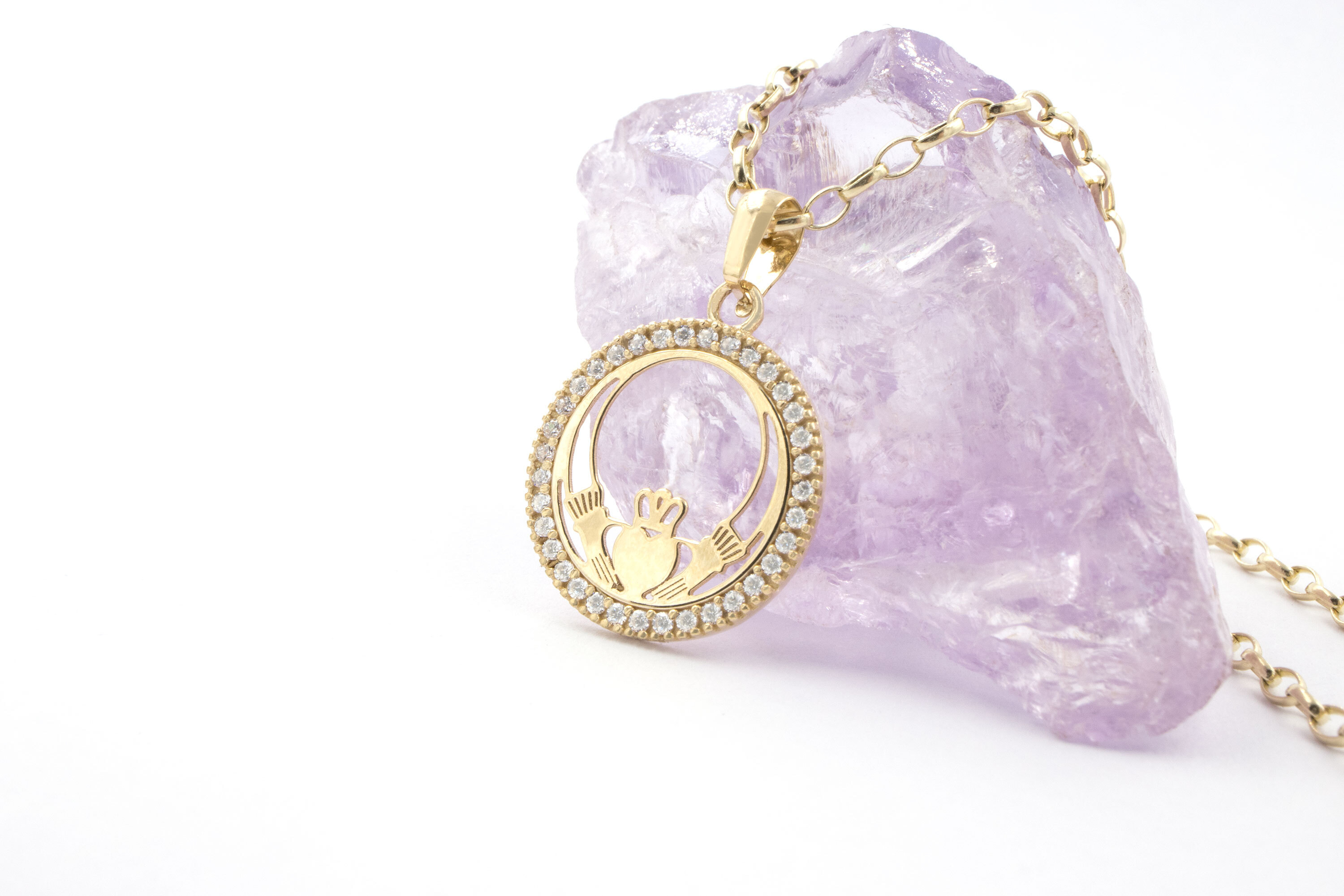 Womens Irish 10K Yellow Gold Claddagh Necklace