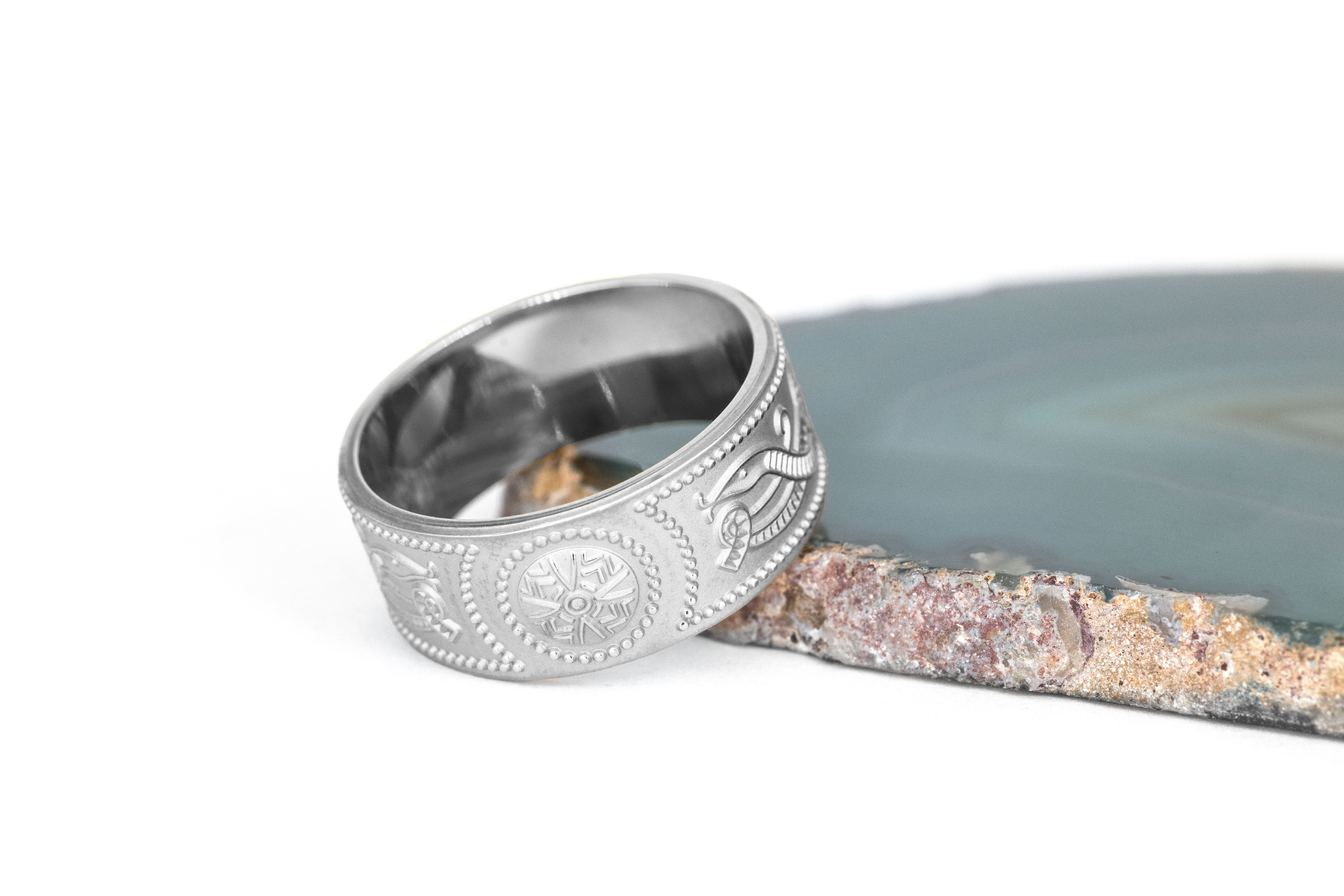 Mens Florentine Celtic Warrior Ring in Real White Gold