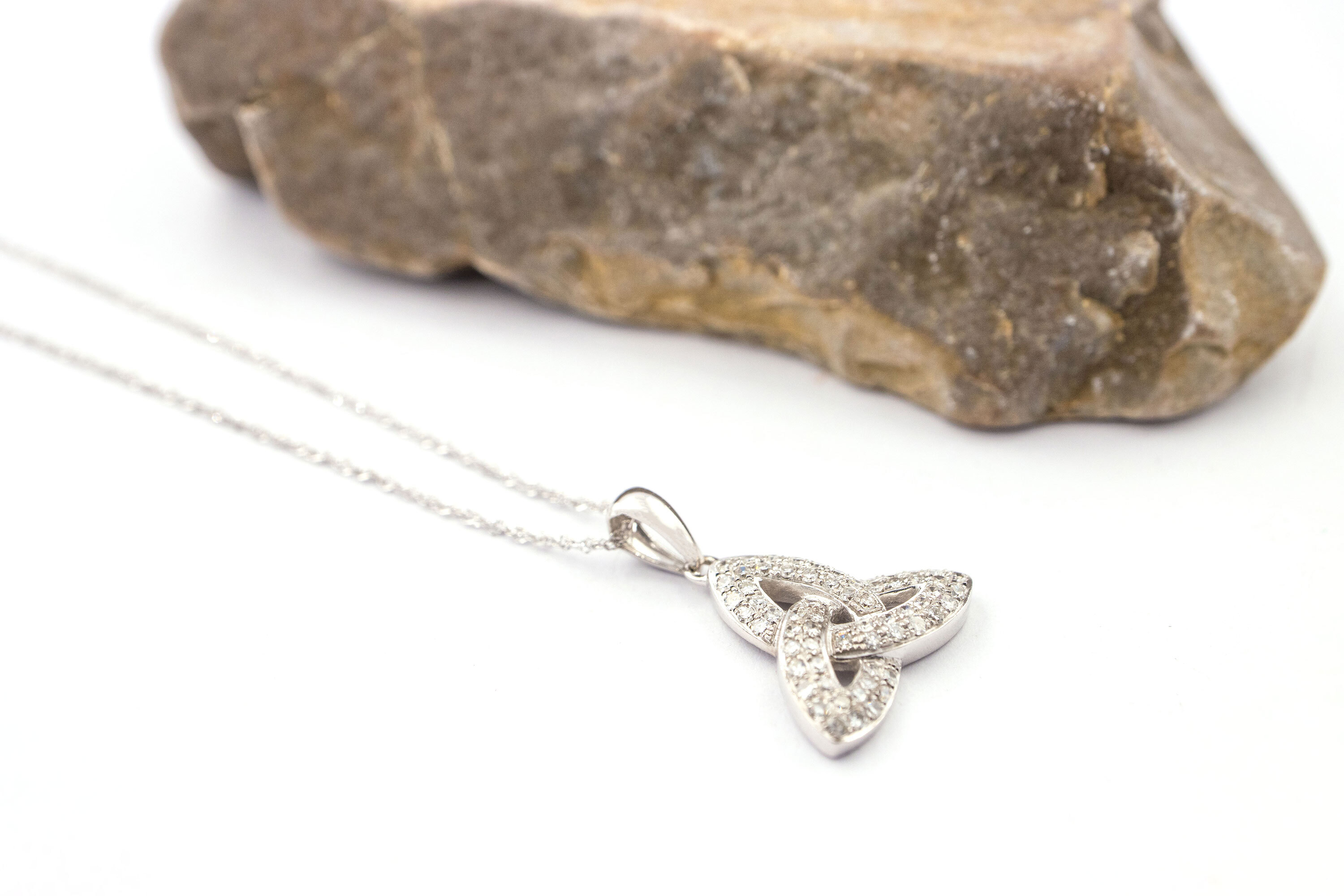 Womens Genuine White Gold Trinity Knot Gift Set