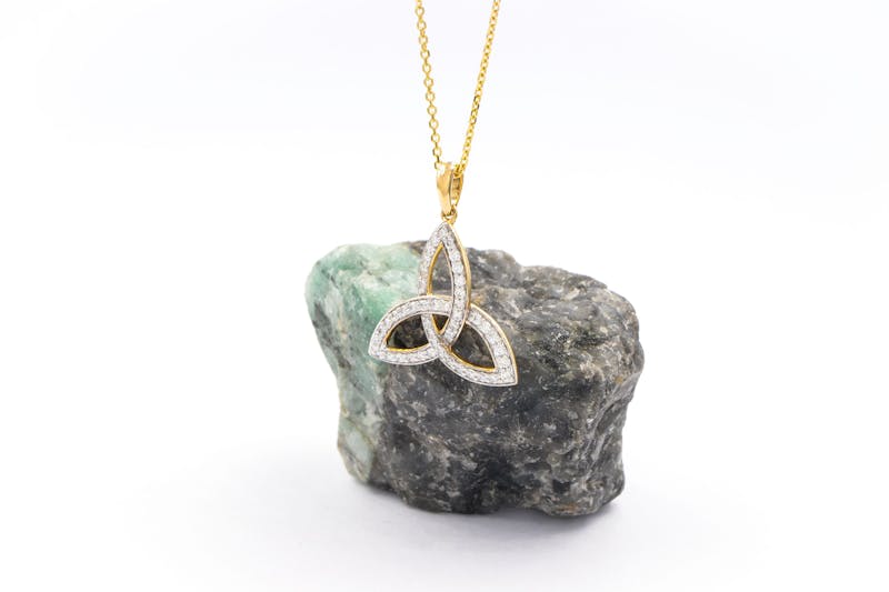 Gorgeous 14K Yellow Gold Trinity Knot Necklace For Women