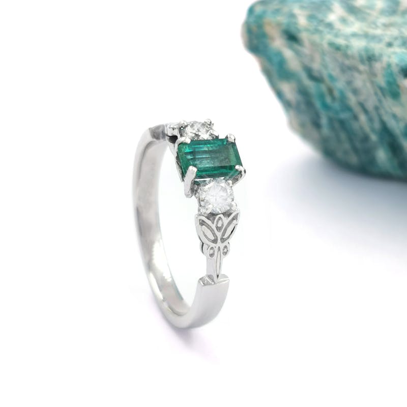 14K White Gold Celtic Ring with Emerald And Diamonds