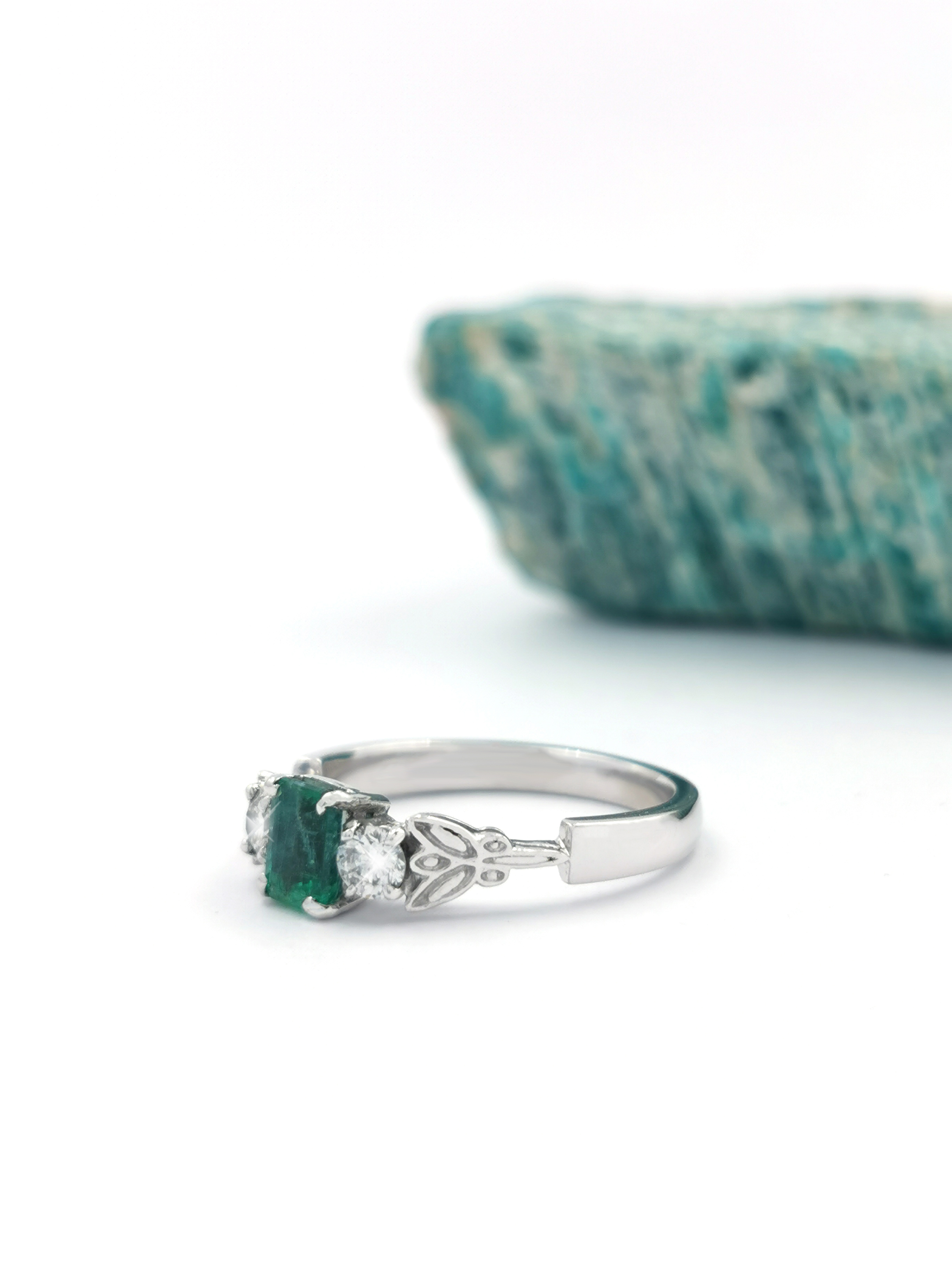 Womens Trinity Knot Engagement Ring in White Gold. Side View.