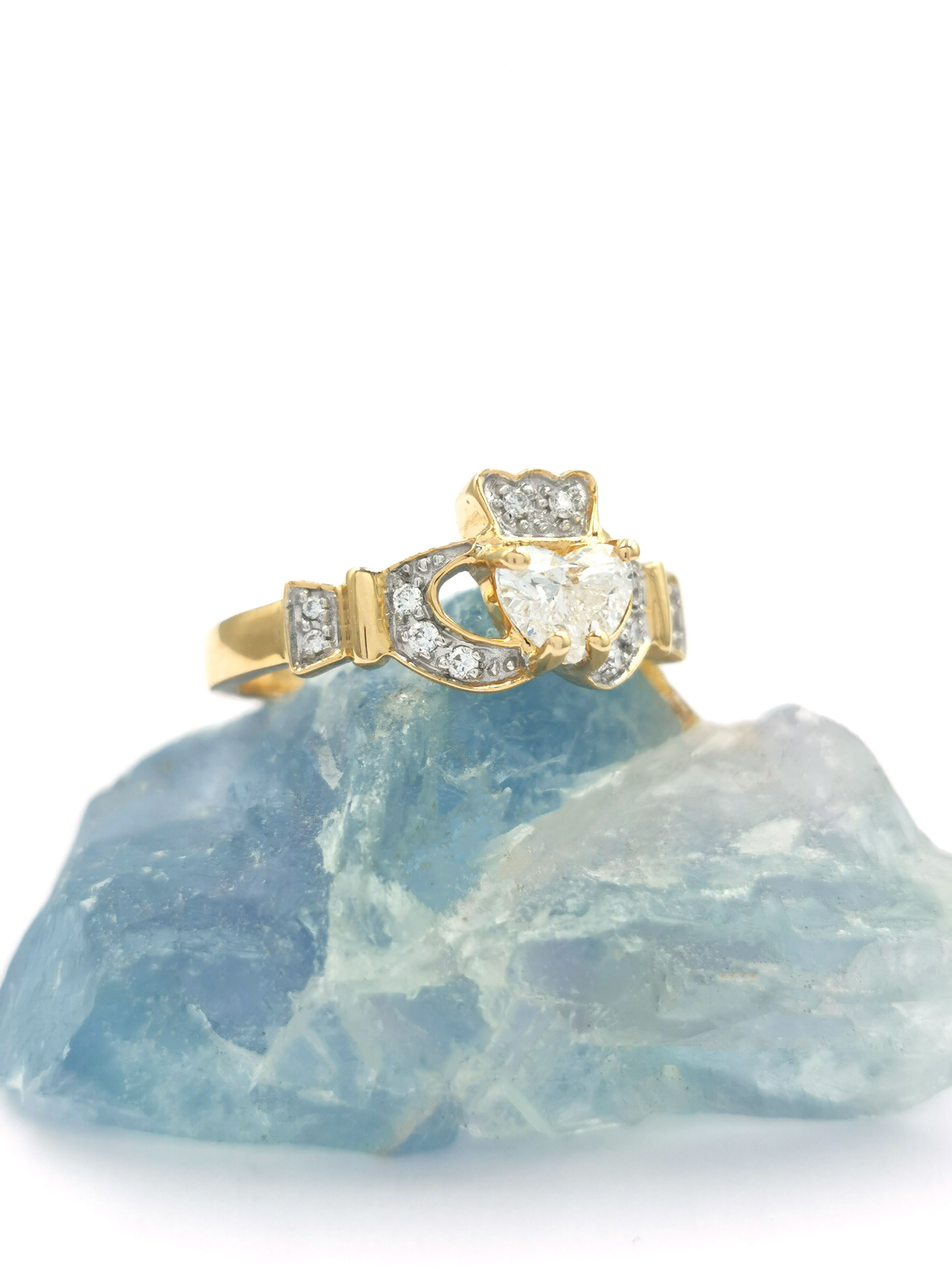 Gorgeous Yellow Gold Claddagh 2.5mm Ring With a Polished Finish For Women