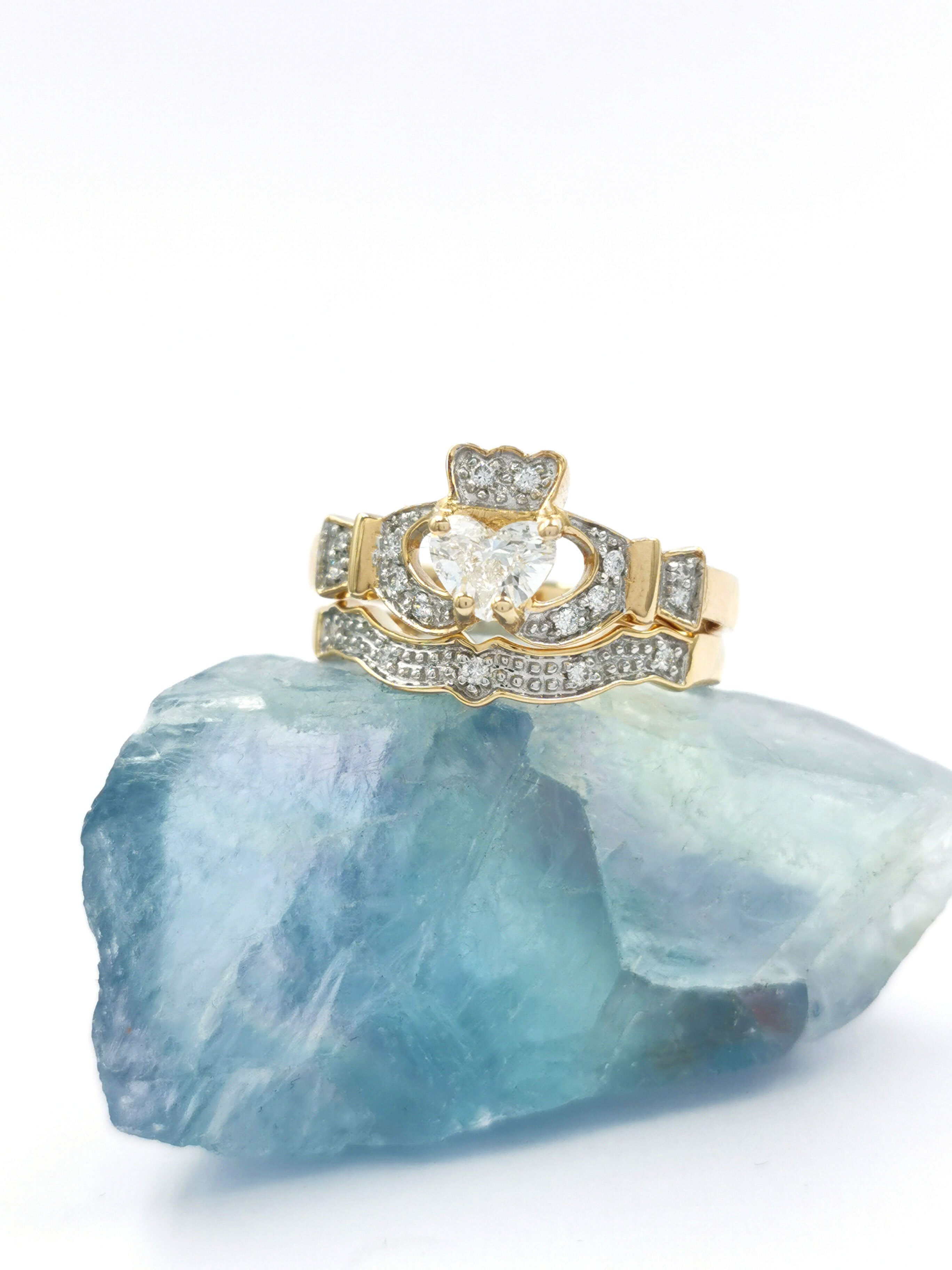 Womens Polished 14K Yellow Gold Claddagh 2.5mm Ring