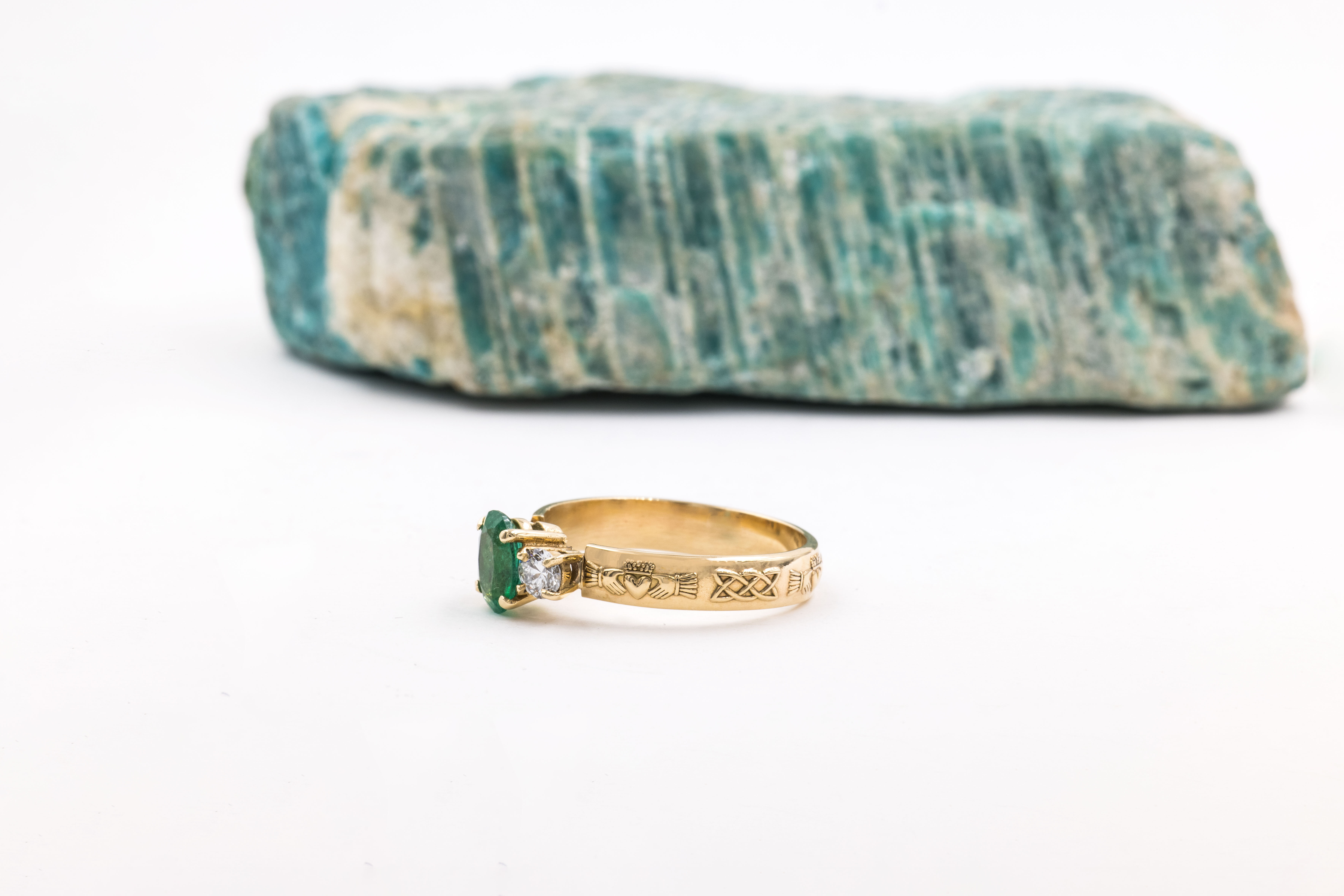 Womens Authentic Yellow Gold Claddagh 0.75ct Natural Emerald Engagement Ring