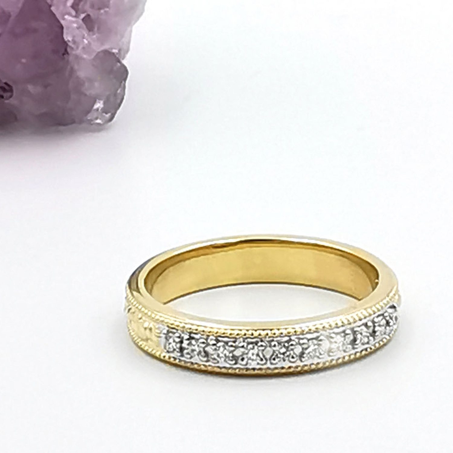 Ladies 14K Gold Claddagh Celtic Band Set With Diamonds