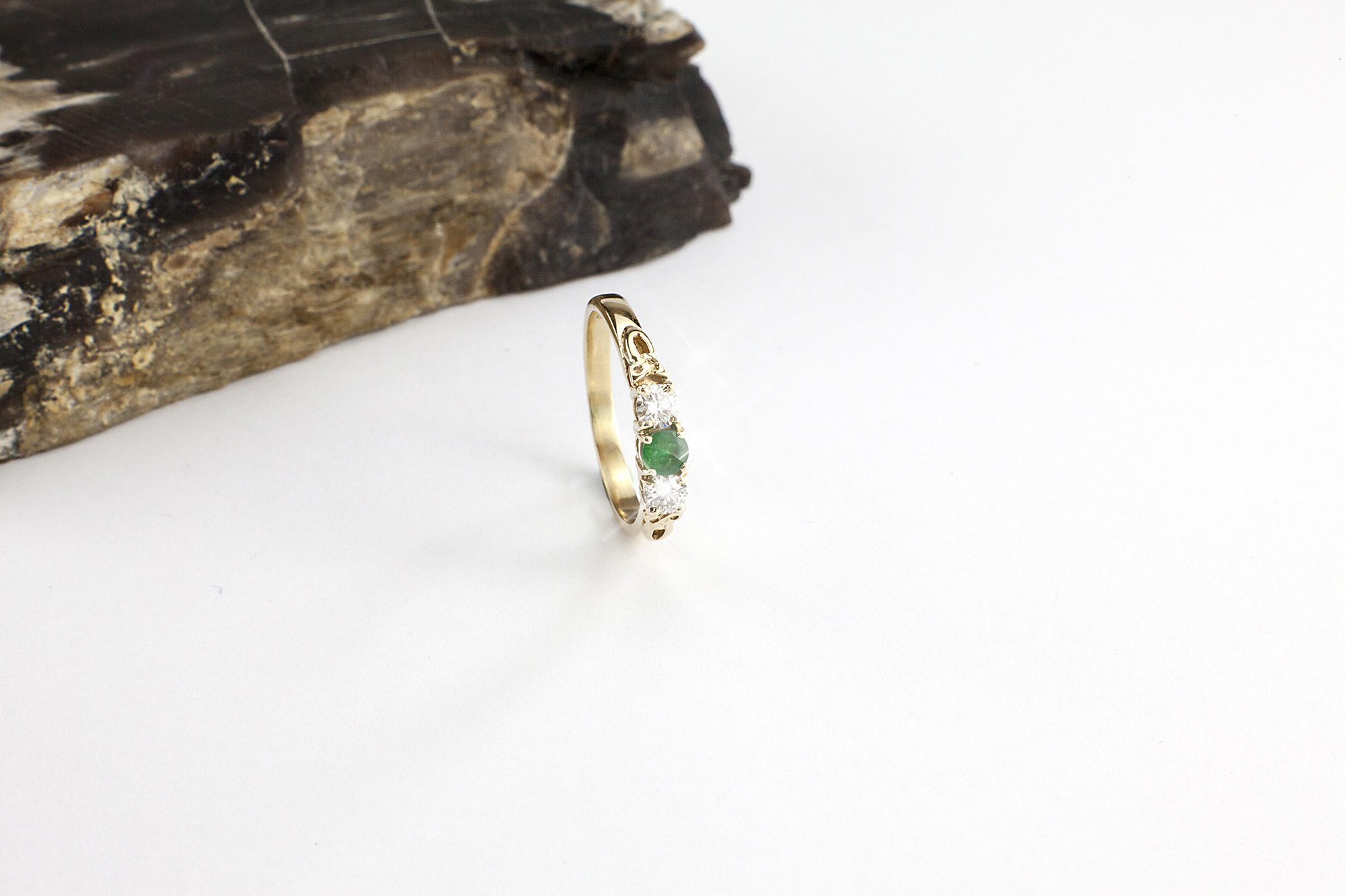 Striking Yellow Gold Trinity Knot Ring For Women