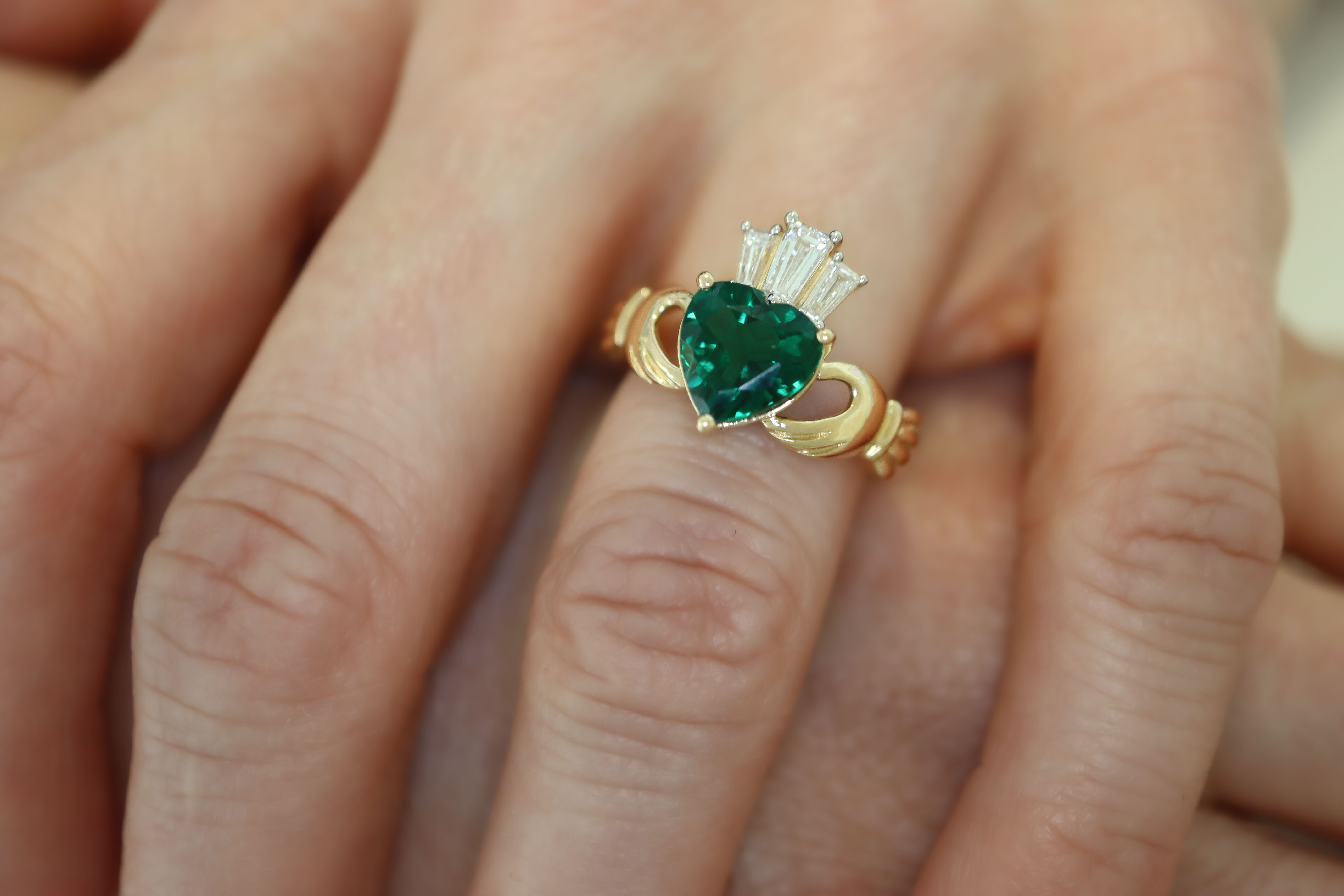 14k Yellow Gold Diamond Crowned 2ct Emerald Claddagh Ring Sku 25232 model