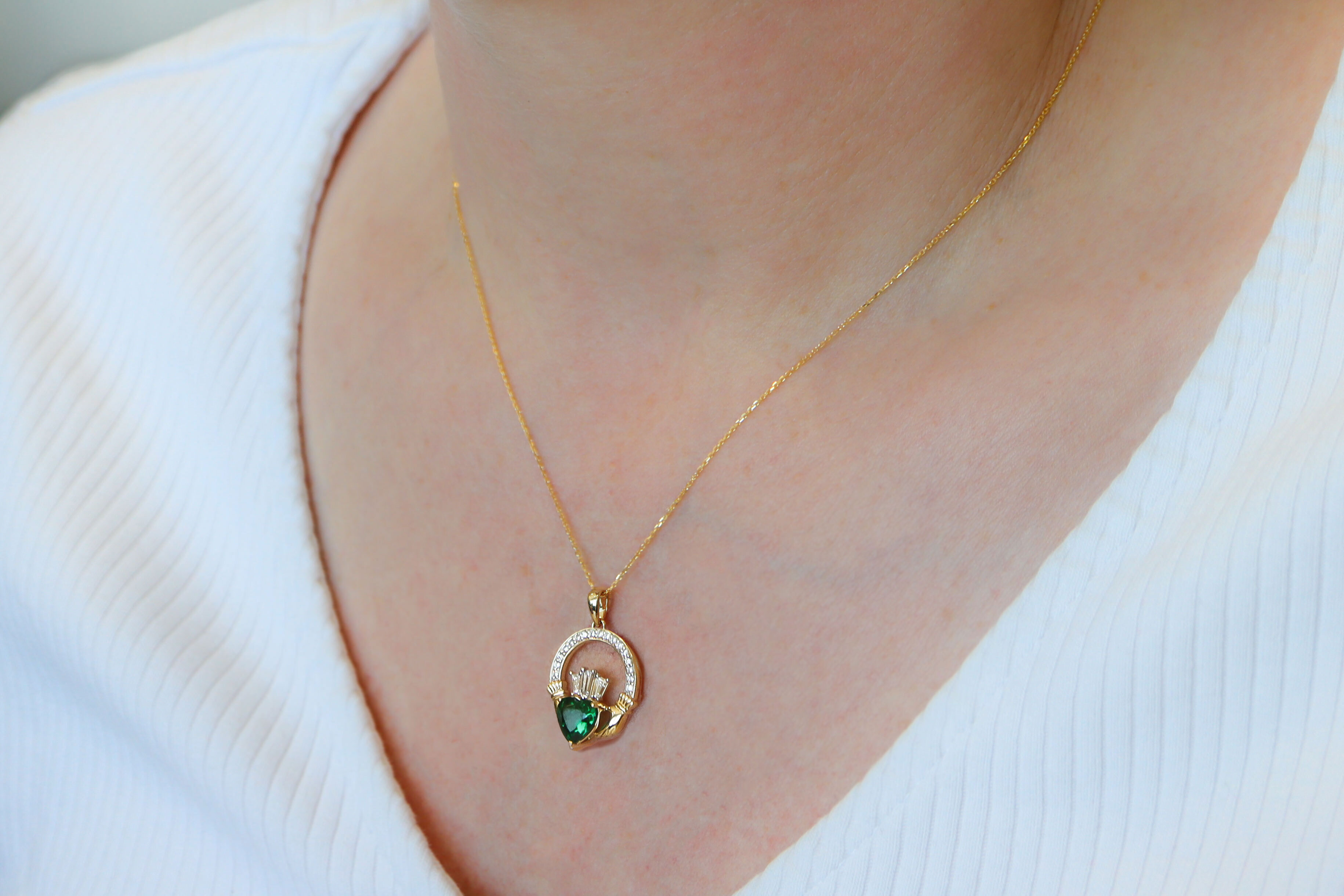 14k Yellow Gold Small Diamond Crowned 2ct Emerald Claddagh Necklace Sku 25236 model