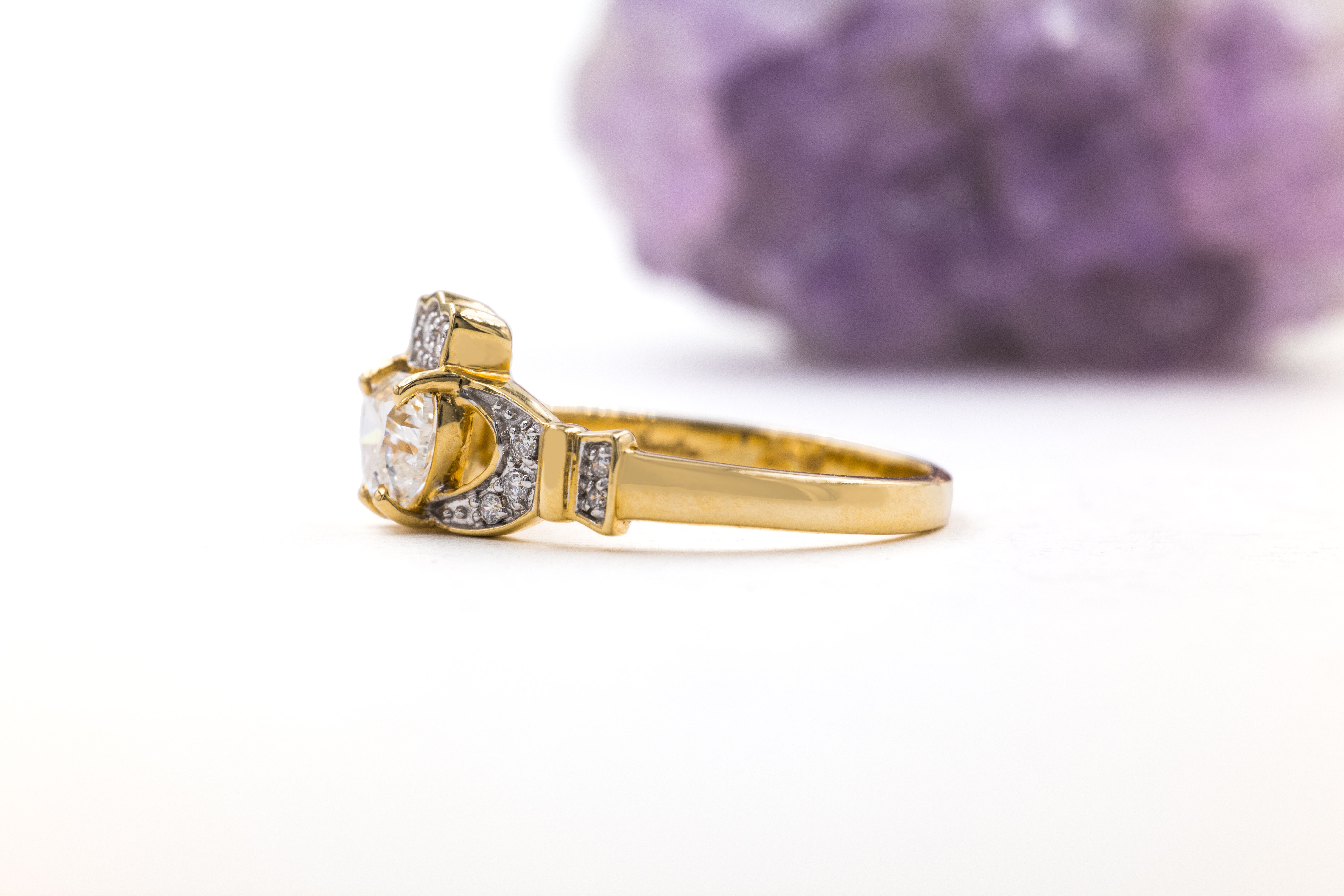 Womens Claddagh 0.90ct Natural Diamond Ring in Real Yellow Gold