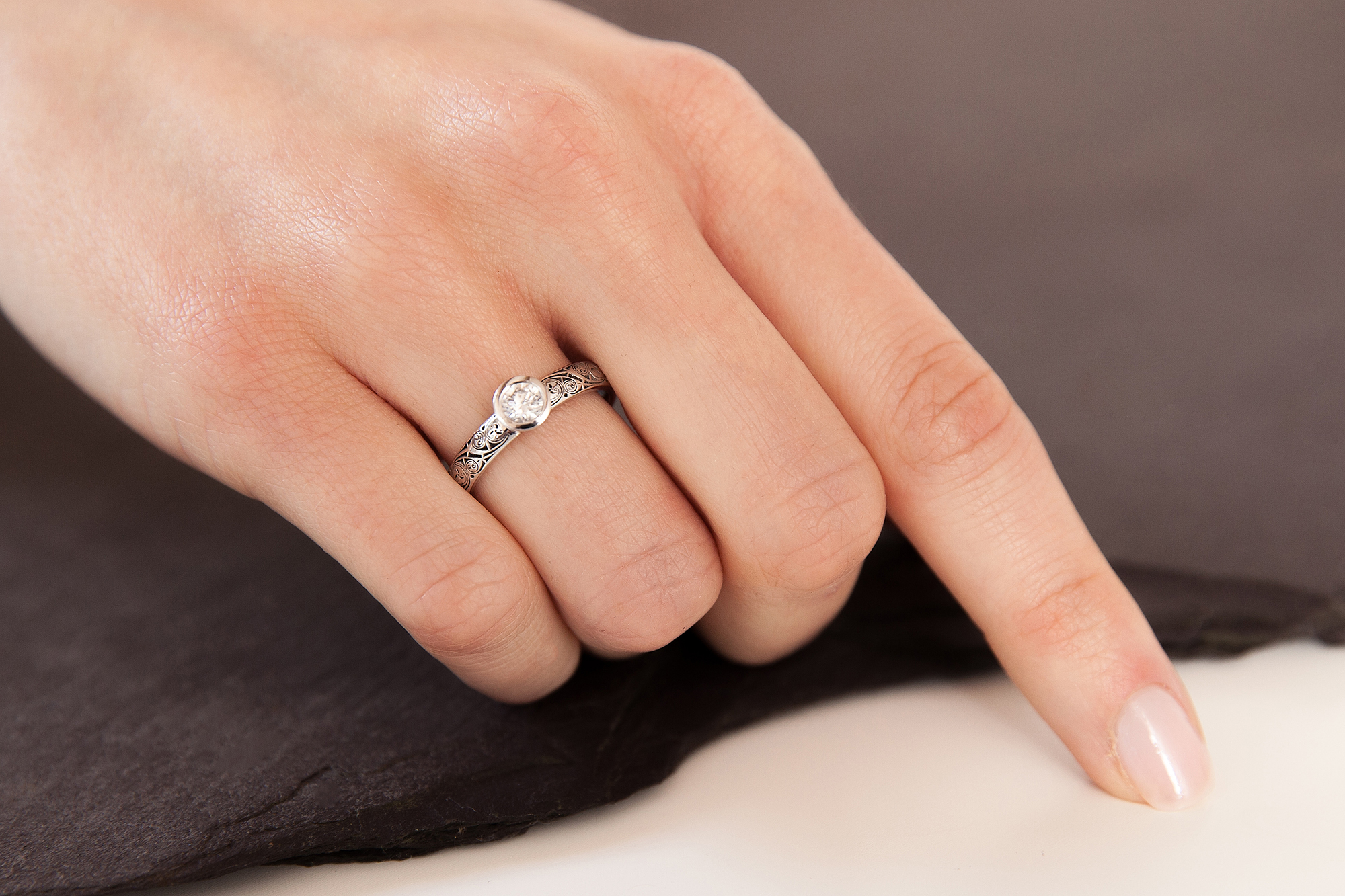 Womens Celtic Knot 3.5mm Ring in Real 14K White Gold