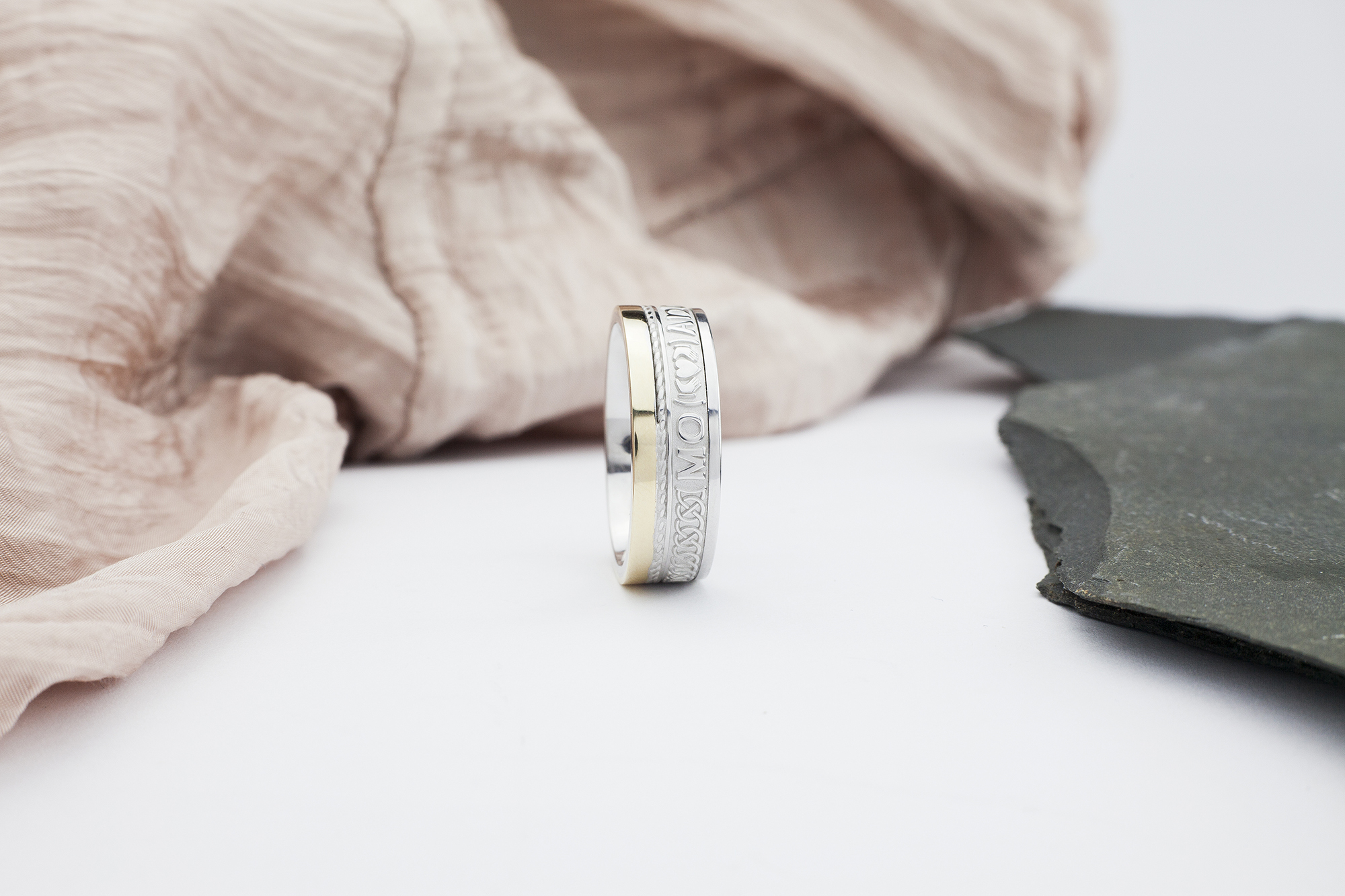 Gorgeous Sterling Silver & 10K Yellow Gold Mo Anam Cara Ring