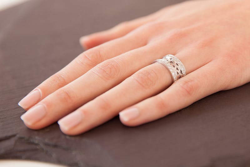 Genuine White Gold Celtic Knot Ring For Women - Model Photo