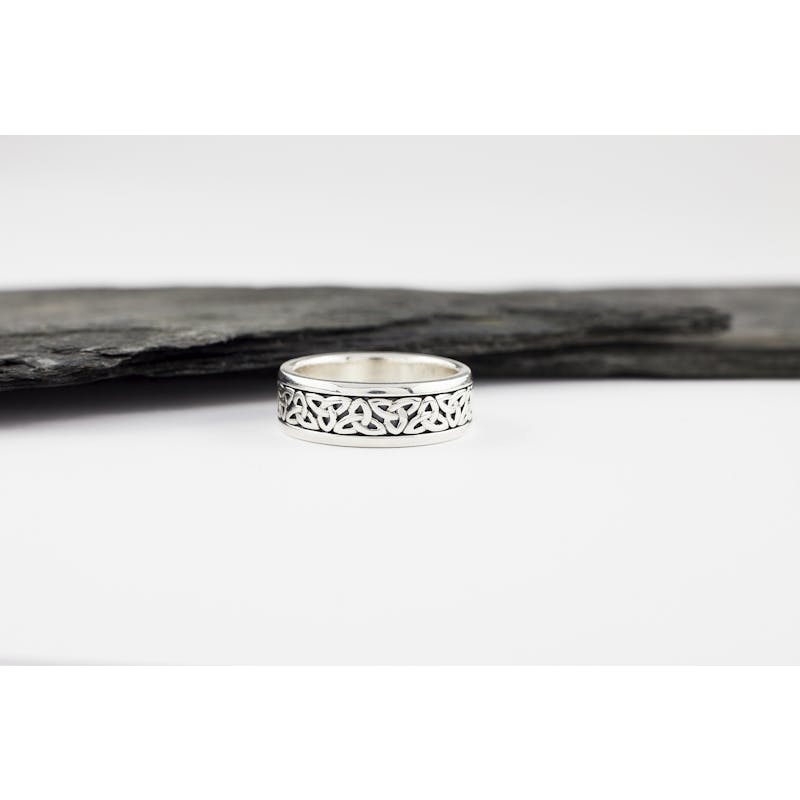 Striking Sterling Silver Celtic Knot Ring With a Oxidized Finish