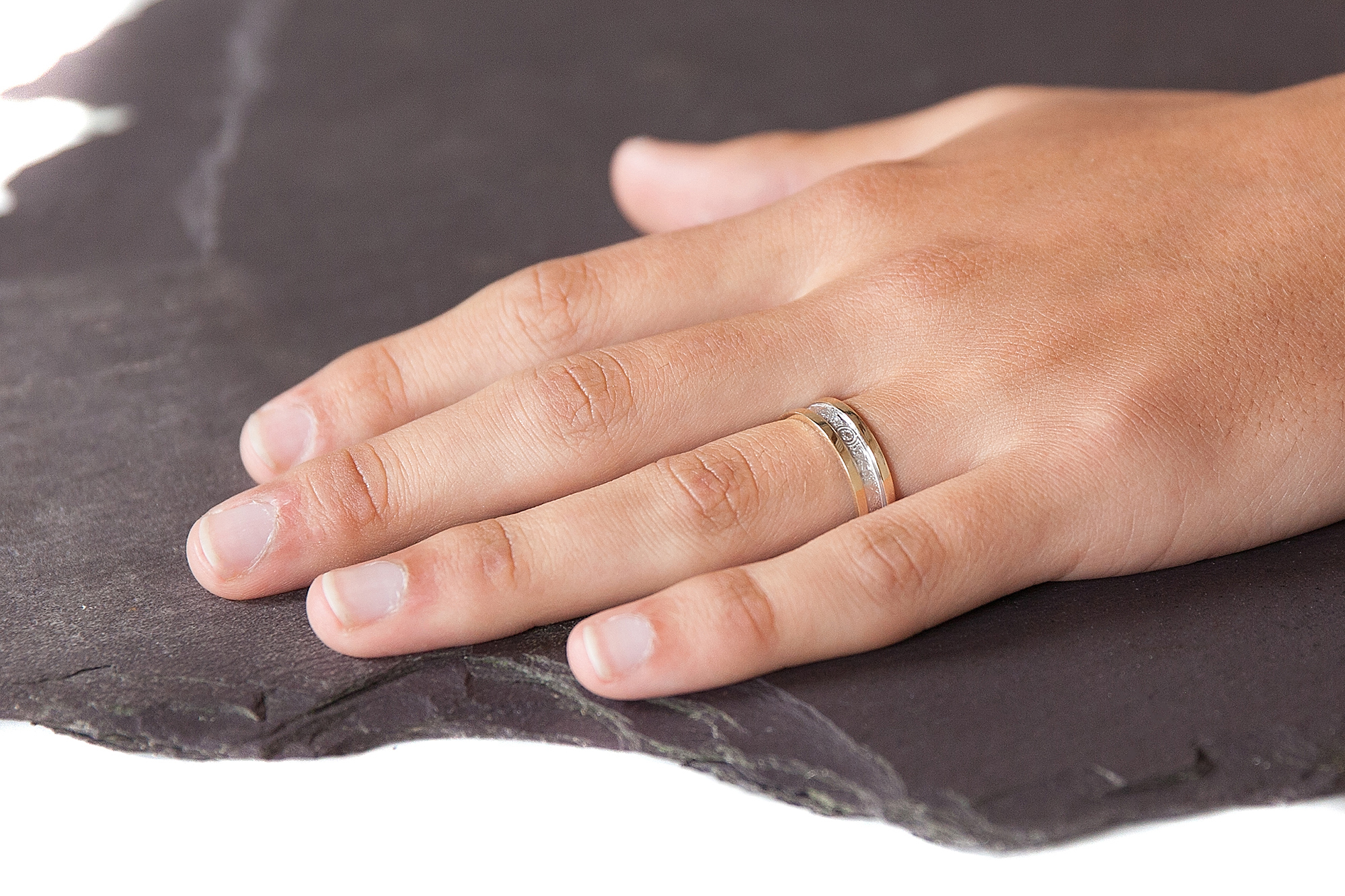 Gorgeous White Gold & Yellow Gold Ardagh Chalice & Celtic Knot 5.5mm Ring - Model Photo. Pictured Flat.