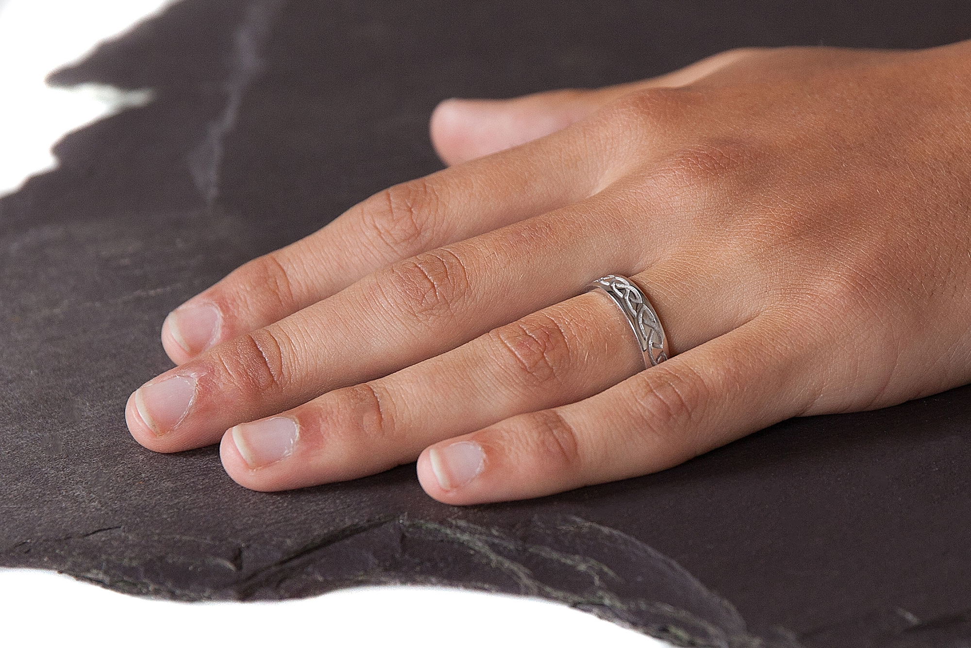 Luxurious Platinum Celtic Knot 3.6mm Ring For Men - Model Photo