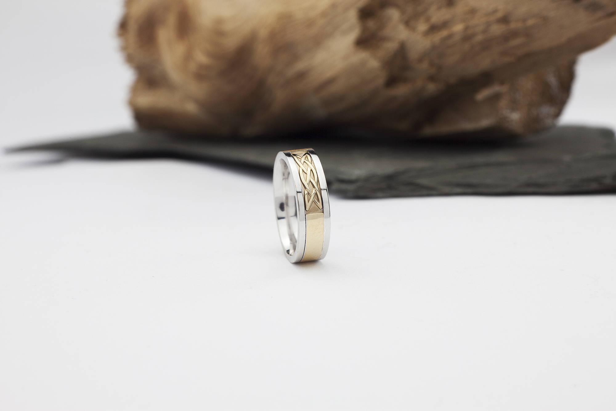 Irish White Gold & Yellow Gold Celtic Knot 5.0mm Ring For Men