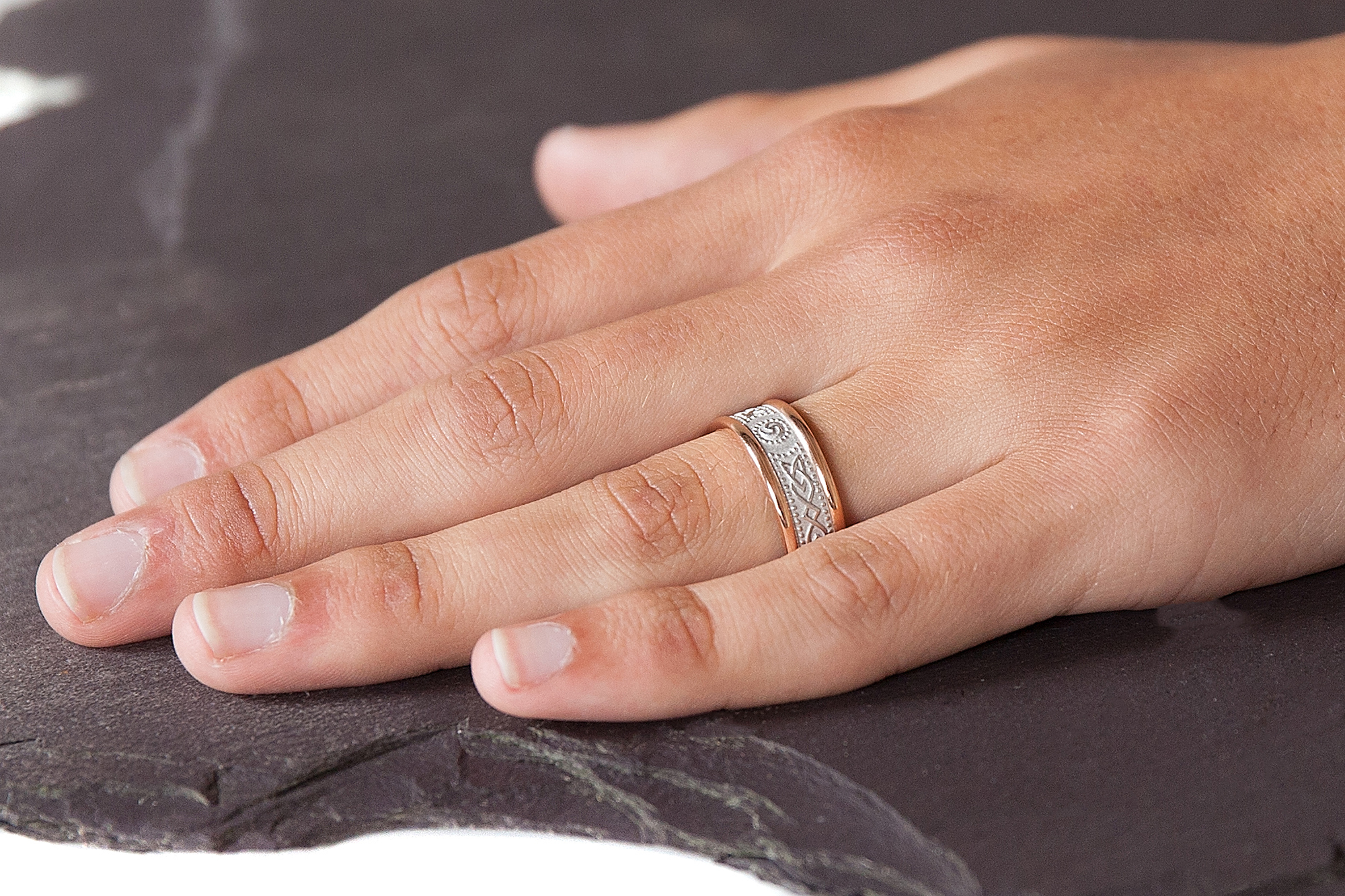 Irish Sterling Silver & 10K Yellow Gold Celtic Knot 6.5mm Ring With a Florentine Finish - Model Photo