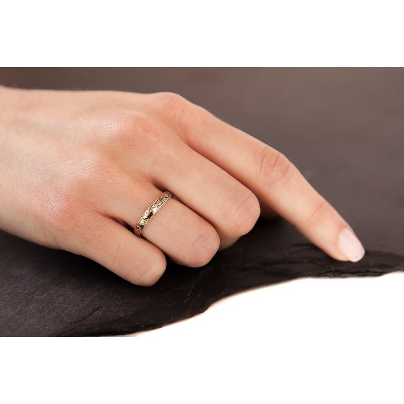 Irish 22K Yellow Gold Celtic Knot Wedding Ring For Women