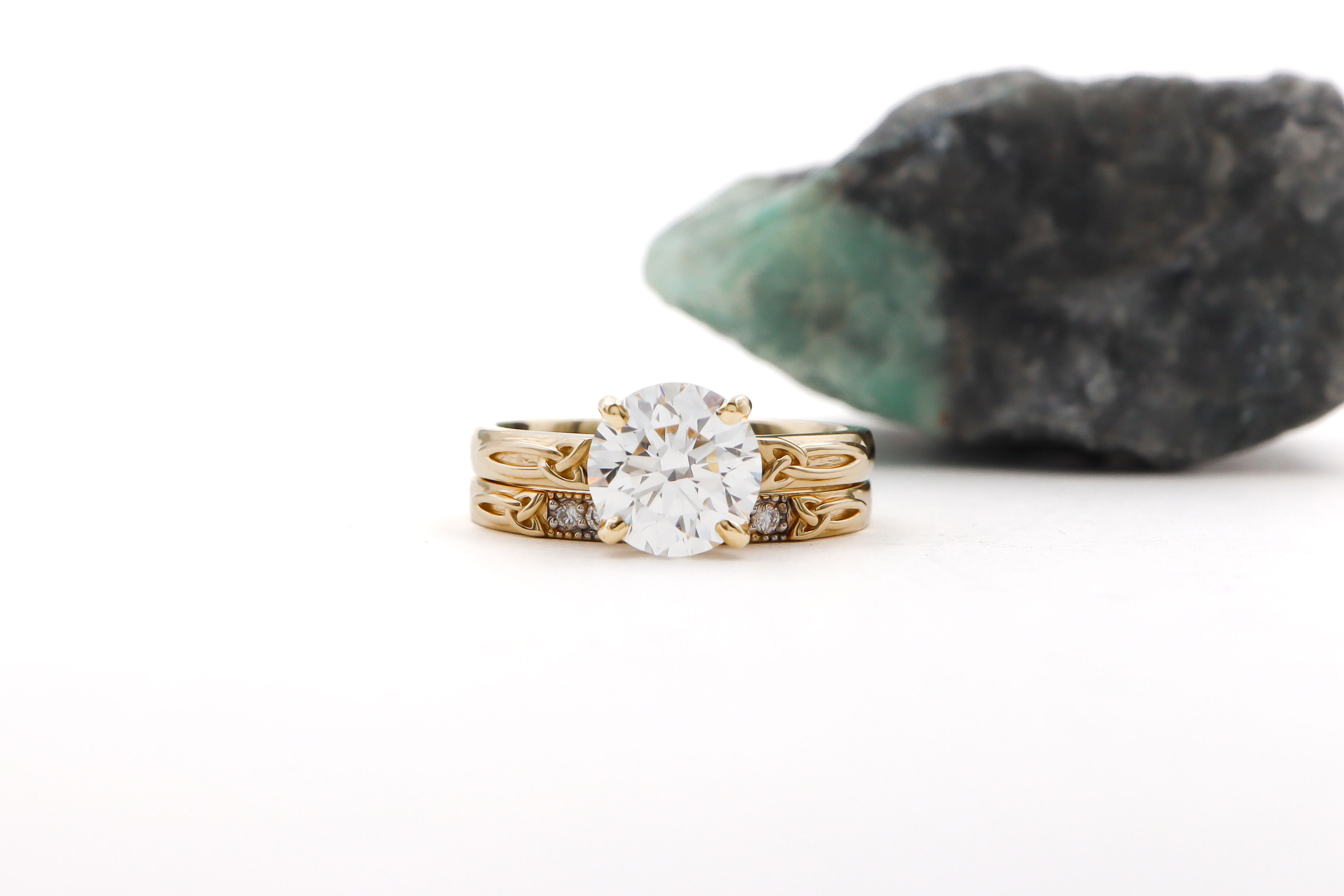 Womens Polished Trinity Knot 2.5mm Ring in Real Yellow Gold