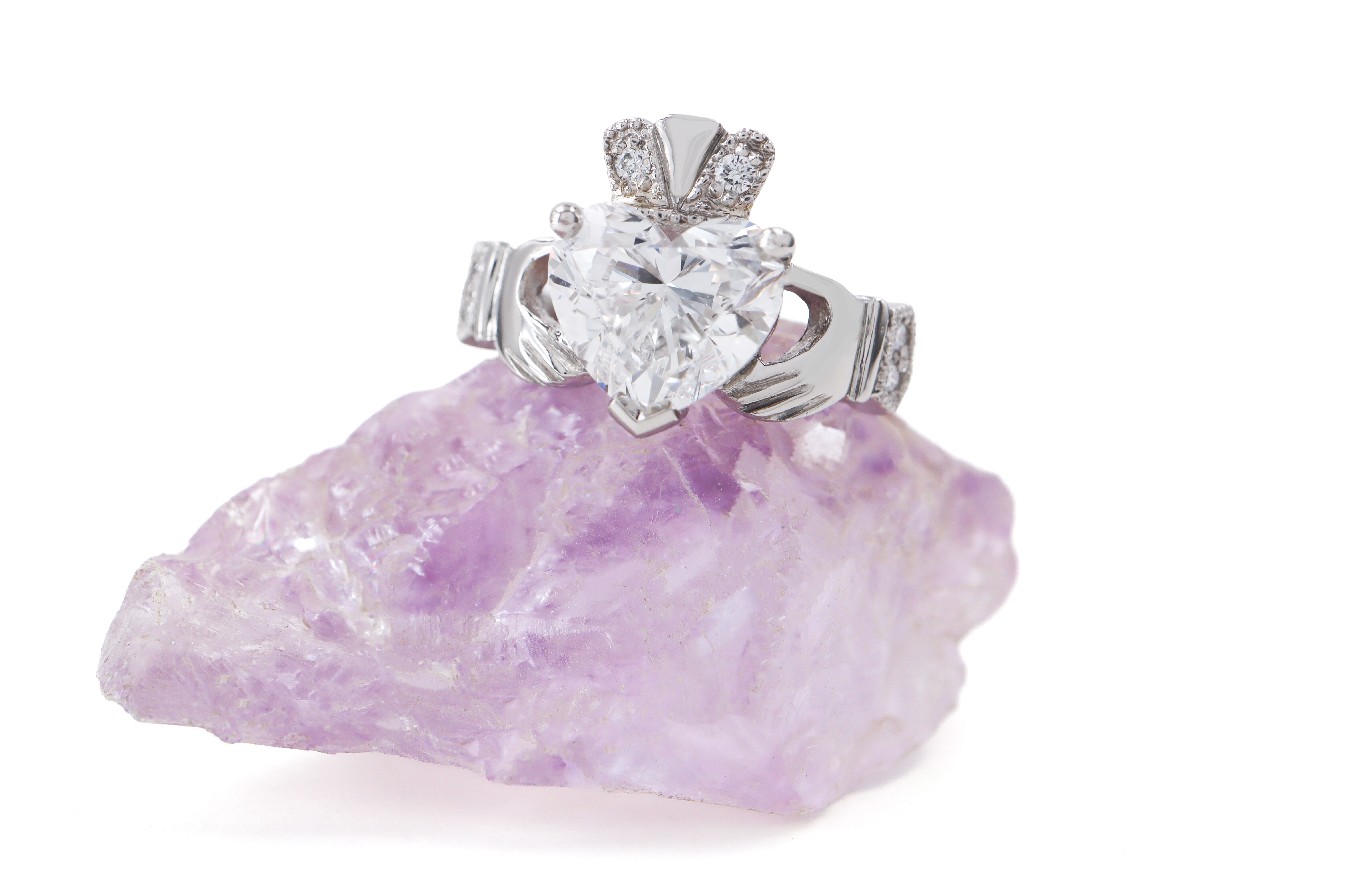 Romantic 18K White Gold Claddagh 3.00ct Lab Grown Diamond Ring For Women