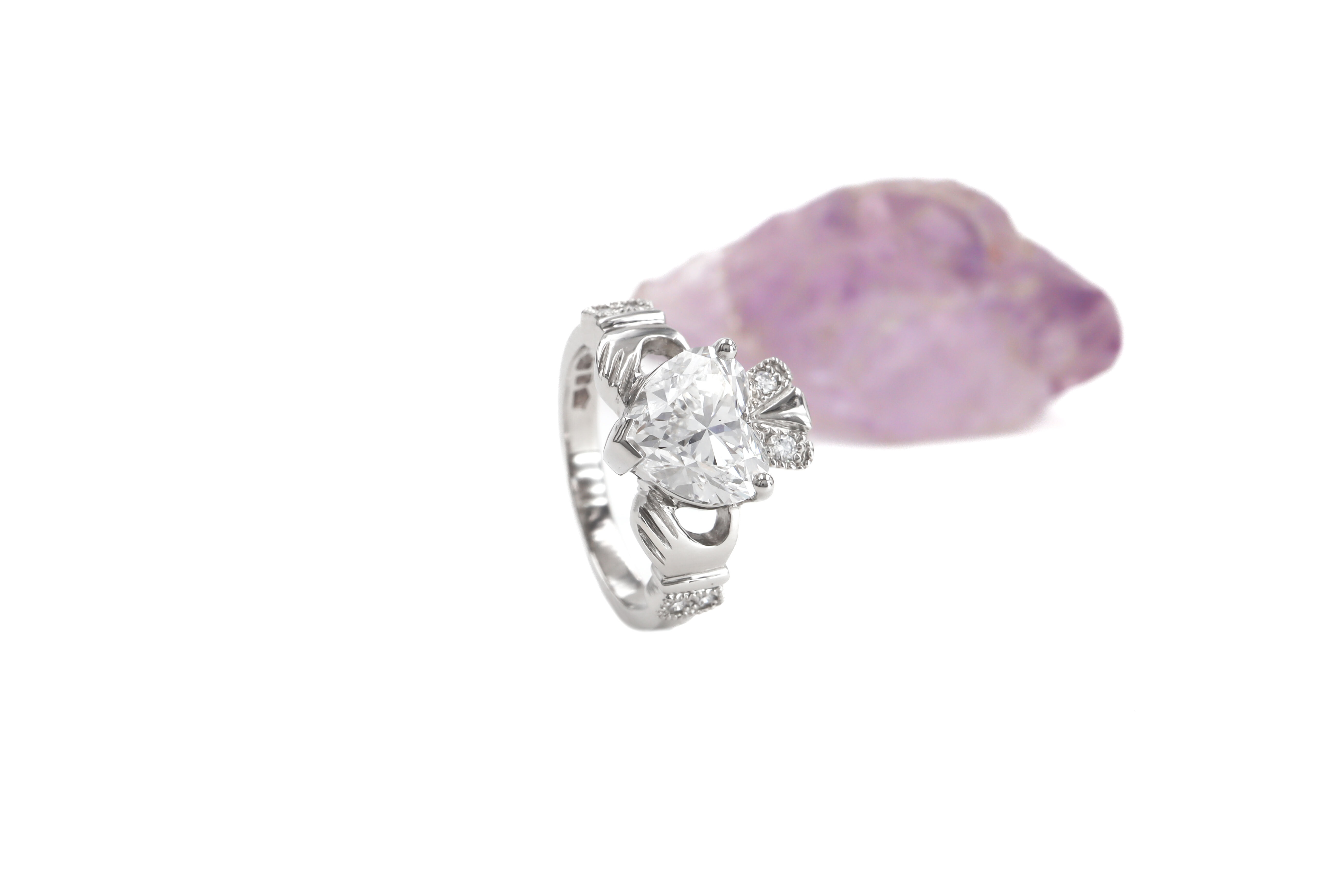 Womens Romantic White Gold Claddagh 2.0mm Ring. Side View.