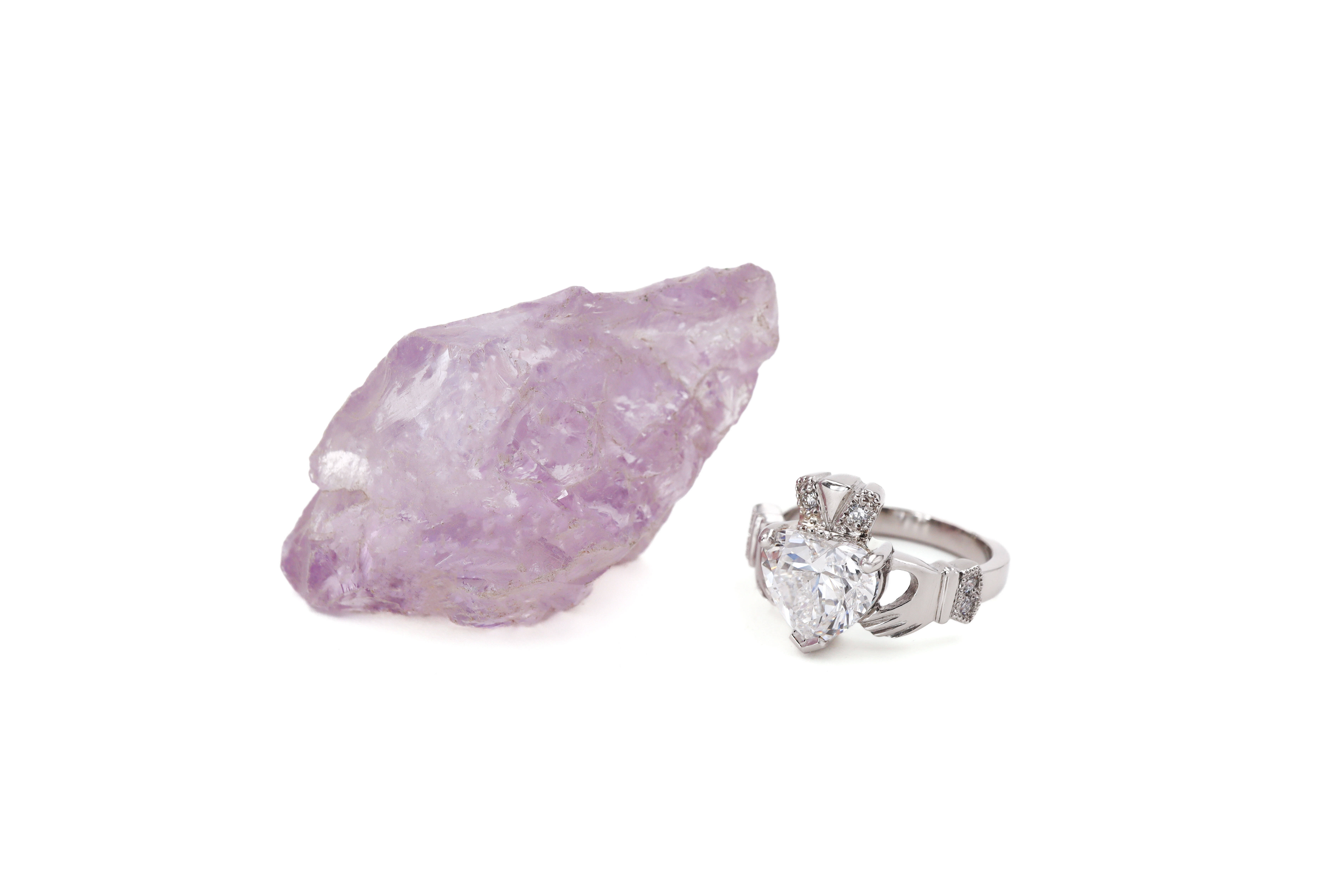 Womens Luxurious 18K White Gold Claddagh Ring. Side View.