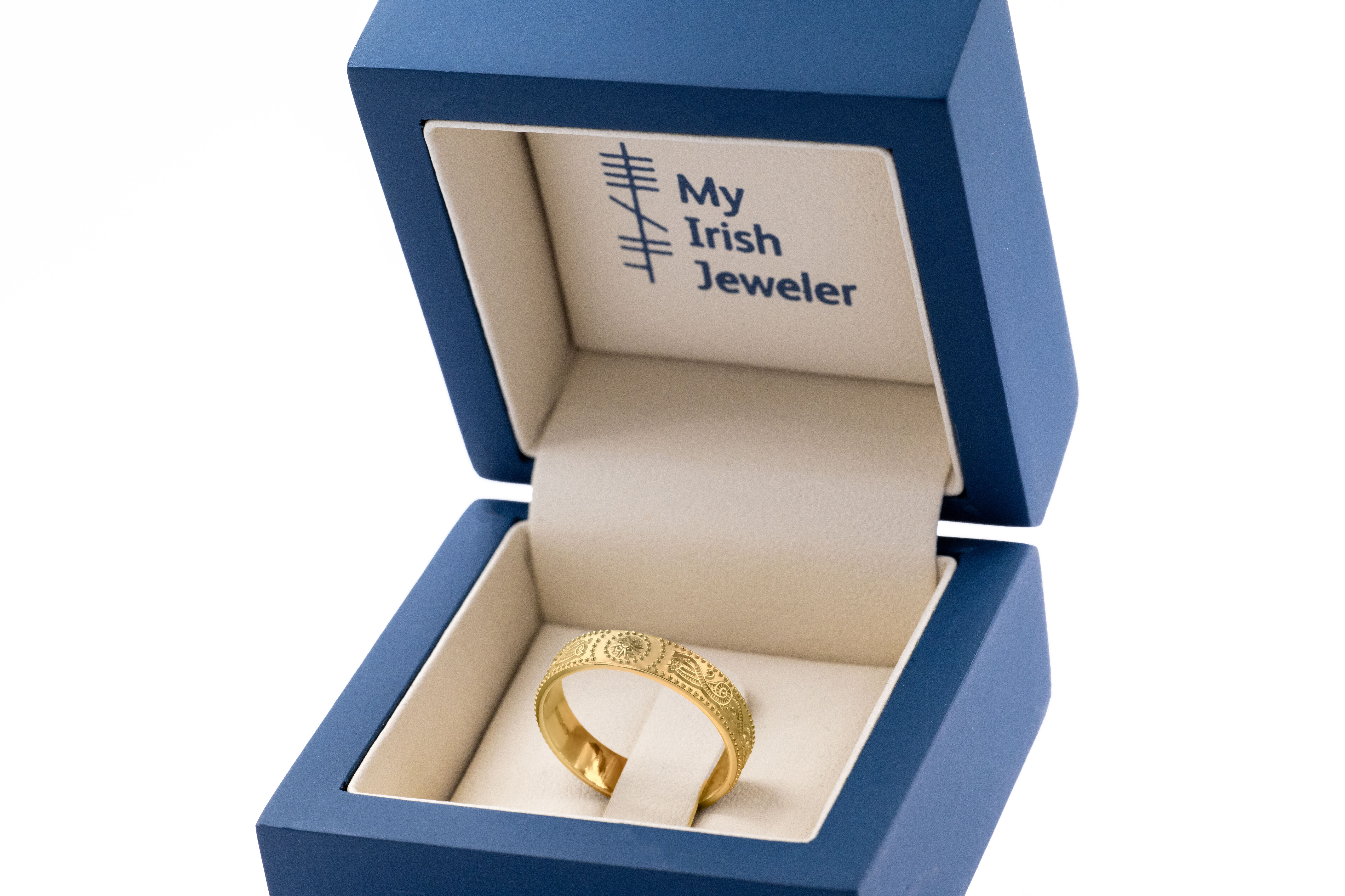 Womens Attractive Florentine Yellow Gold Celtic Warrior 4.5mm Ring. In Luxury Packaging.