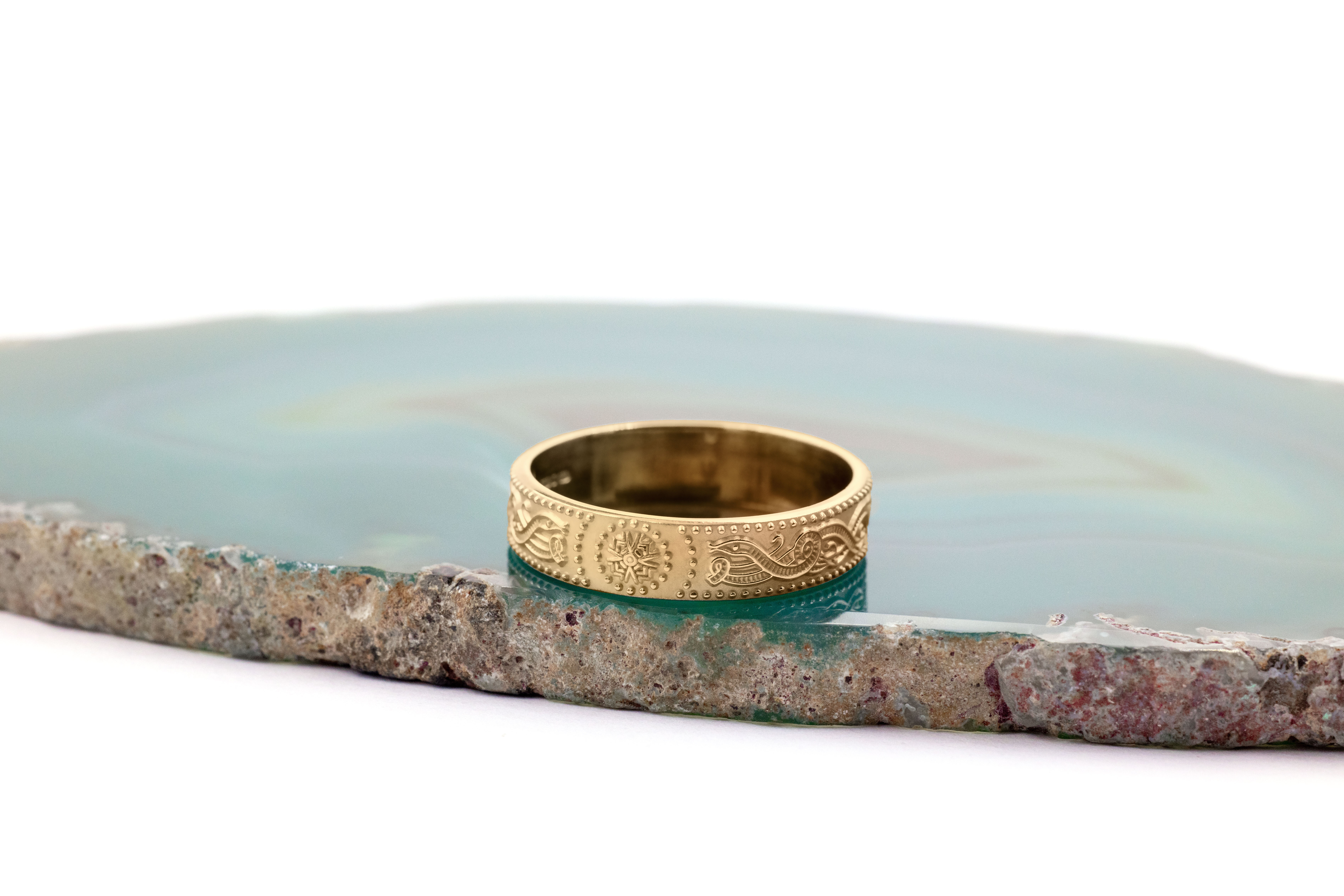 Womens Irish Florentine 14K Yellow Gold Celtic Warrior 9.0mm Ring