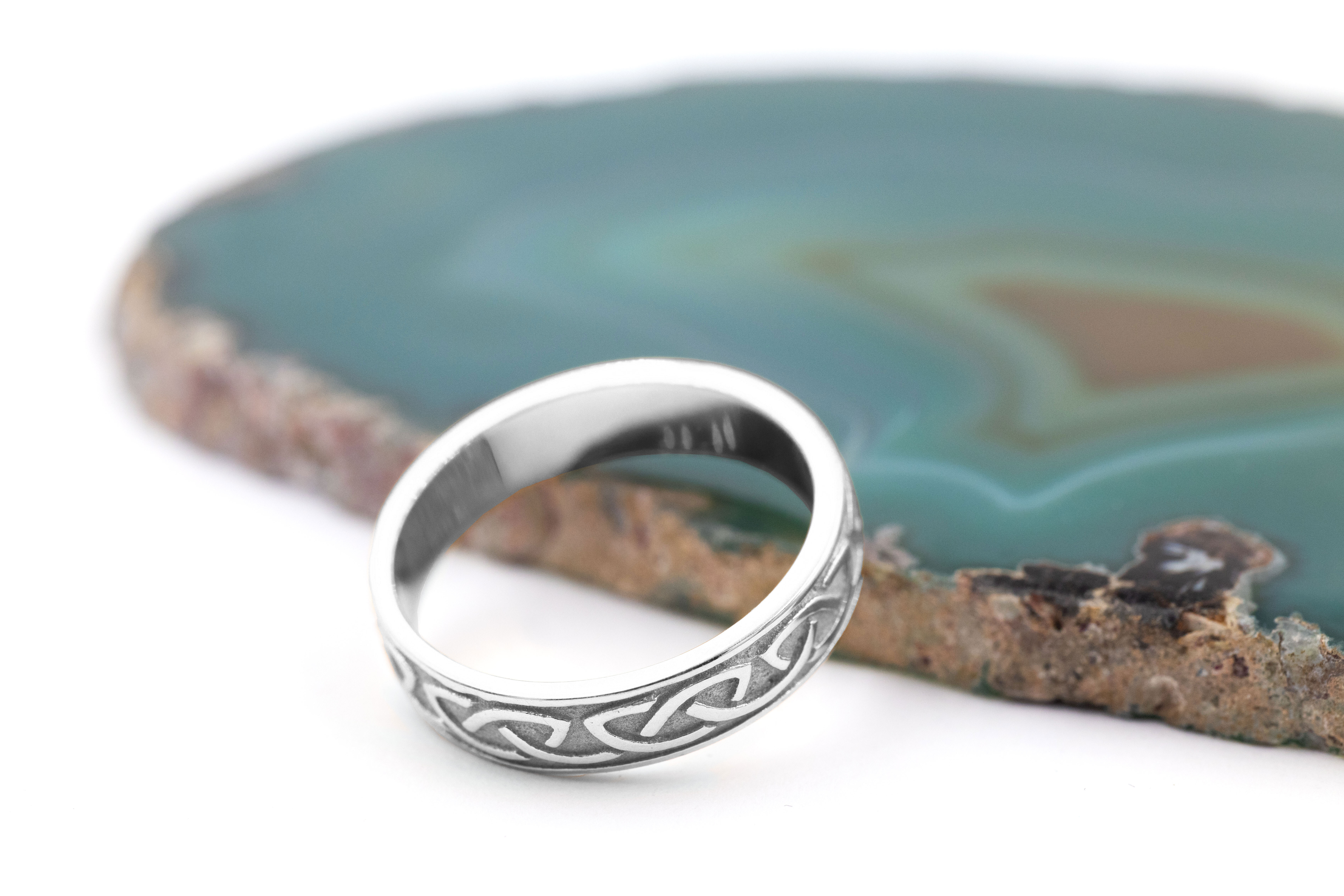 Striking Sterling Silver Celtic Knot Wedding Ring For Men. Side View.