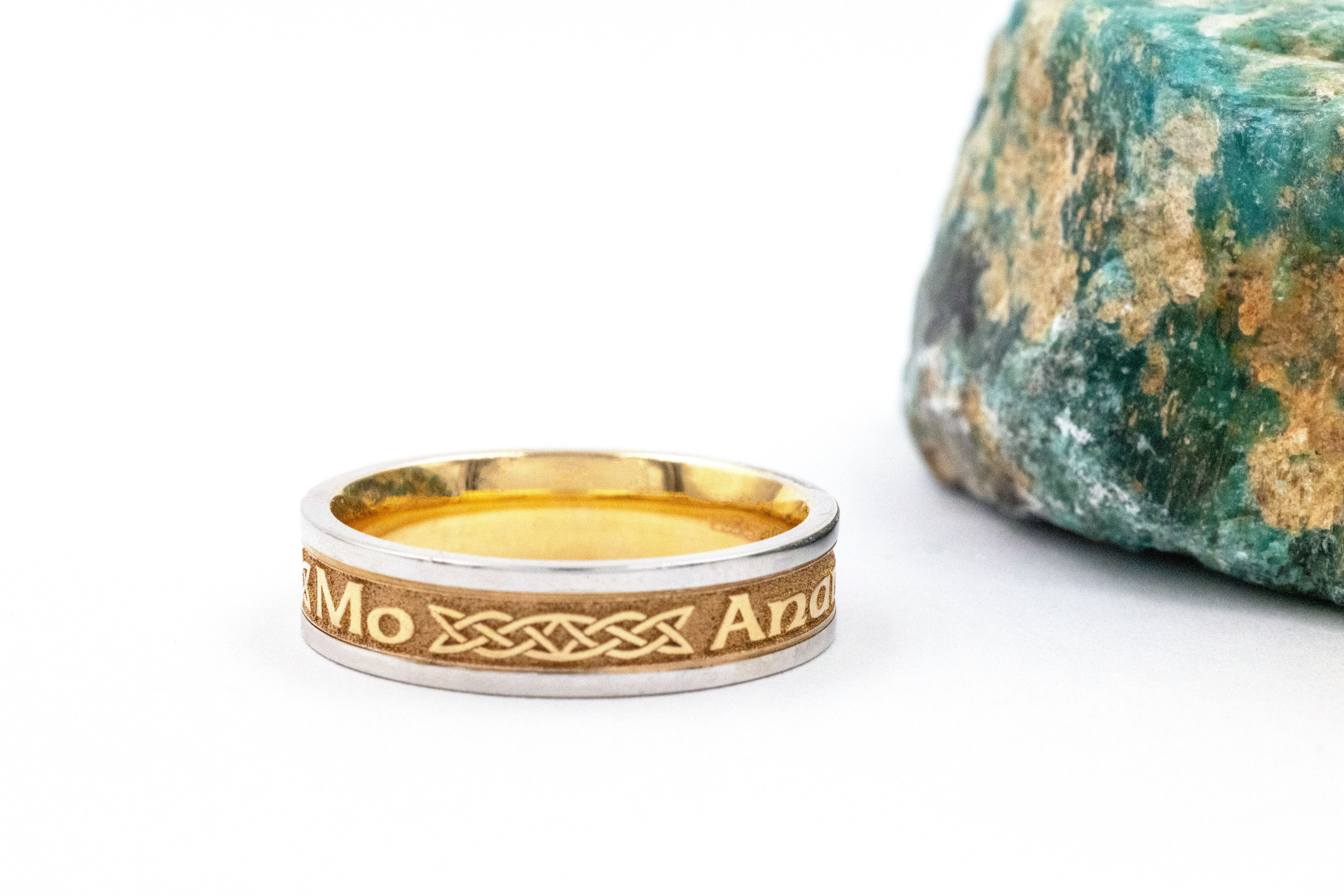 Irish Yellow Gold & White Gold Mo Anam Cara 5.0mm Ring For Women. Side View.