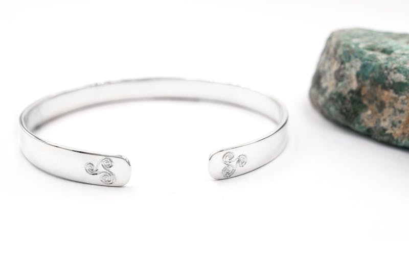 Womens Polished Ogham & Newgrange Personalizable Bracelet in Real Sterling Silver