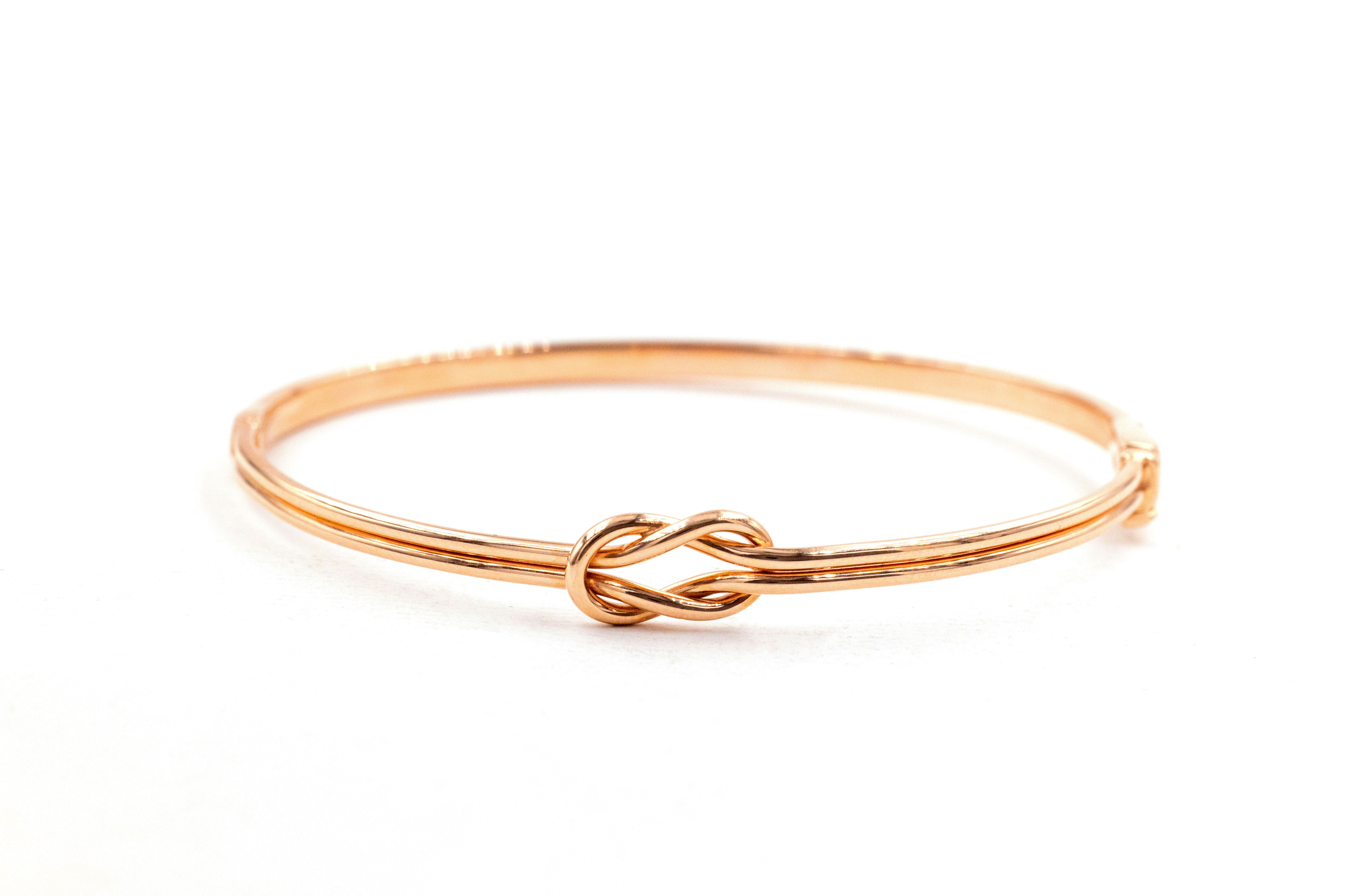 Womens Attractive Polished Rose Gold Celtic Knot Bracelet