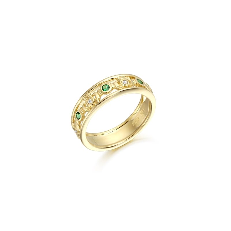 Womens 9K Yellow Gold Claddagh Ring