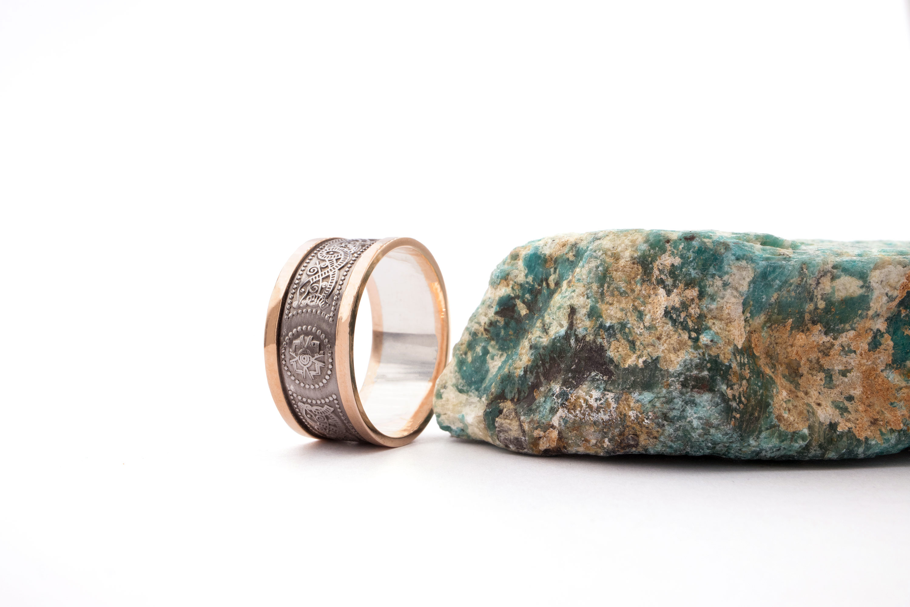 Striking Sterling Silver & 10K Rose Gold Ardagh Chalice 10.0mm Ring With a Oxidised Finish