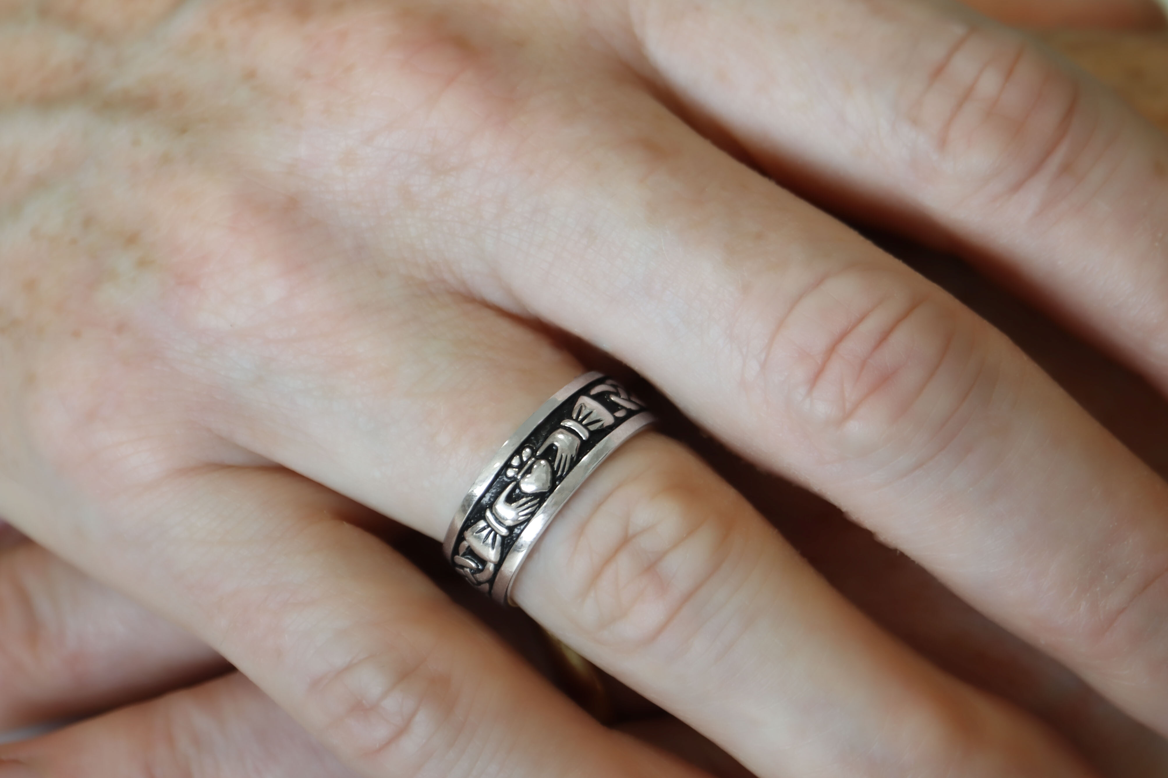Black Claddagh Ring Sku 4194 model