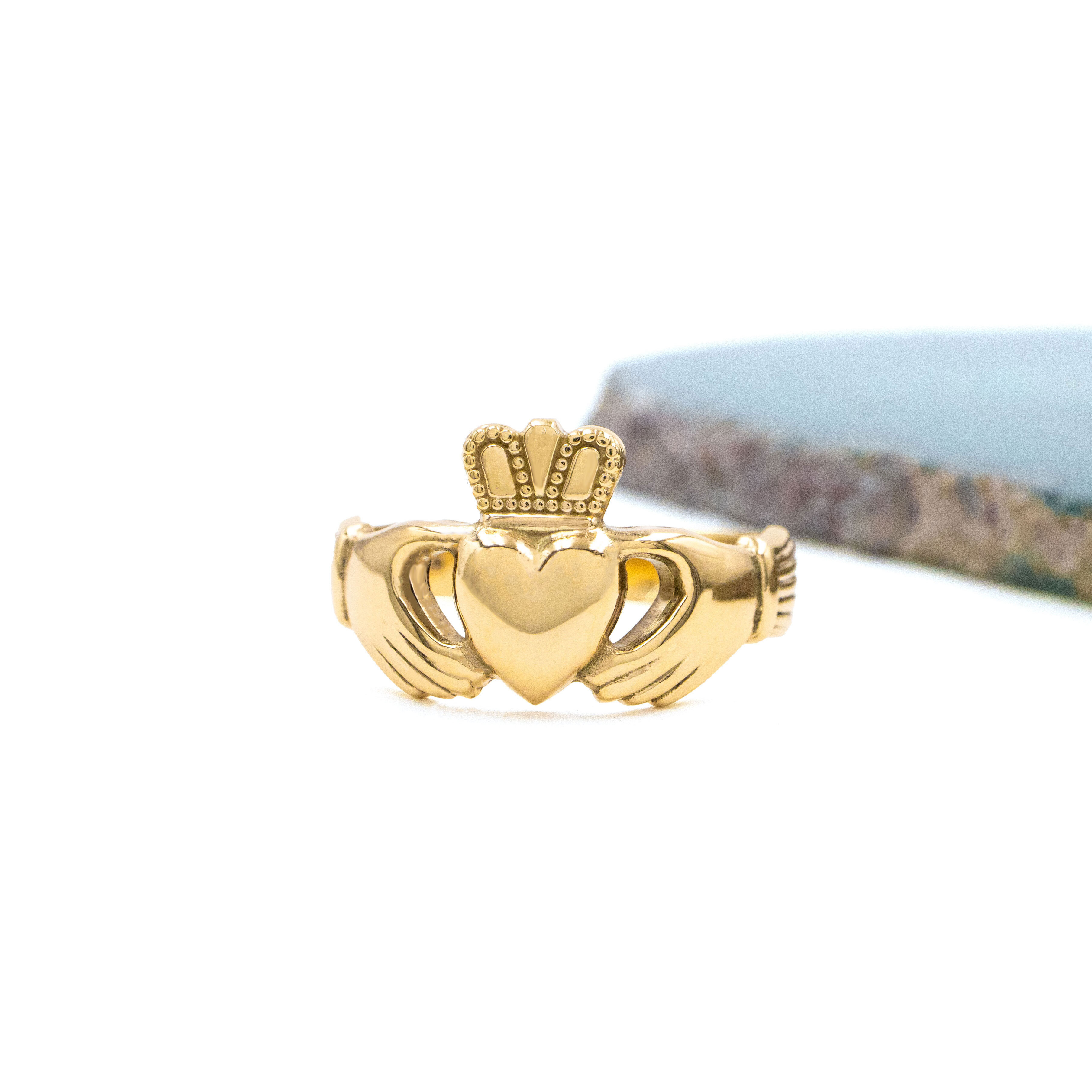 Polished 18K Yellow Gold Claddagh Gift Set