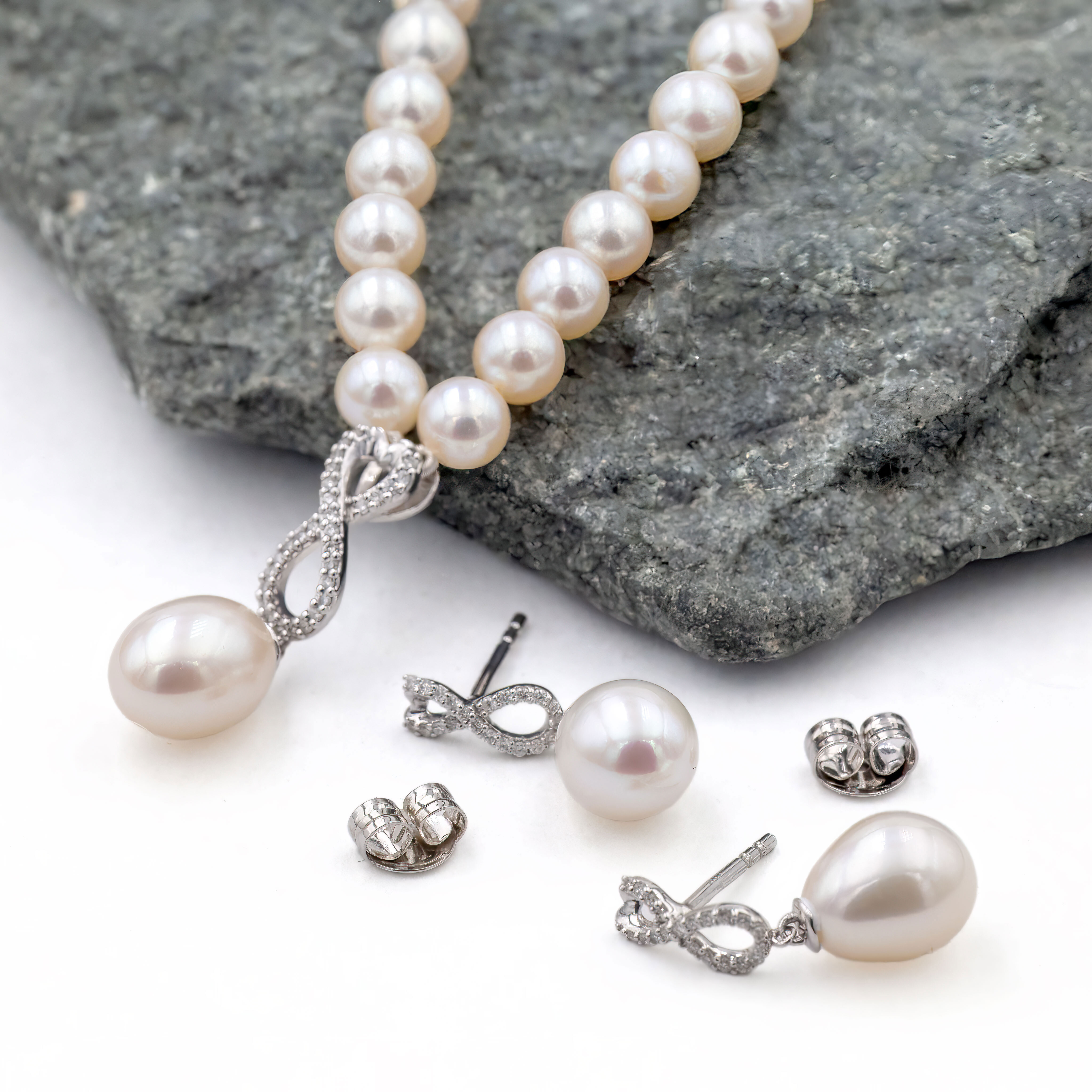 Drop Earring and Necklace Gift Set