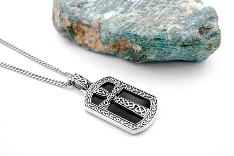Filigree Dog Tag and Rolo Chain Necklace in Silver