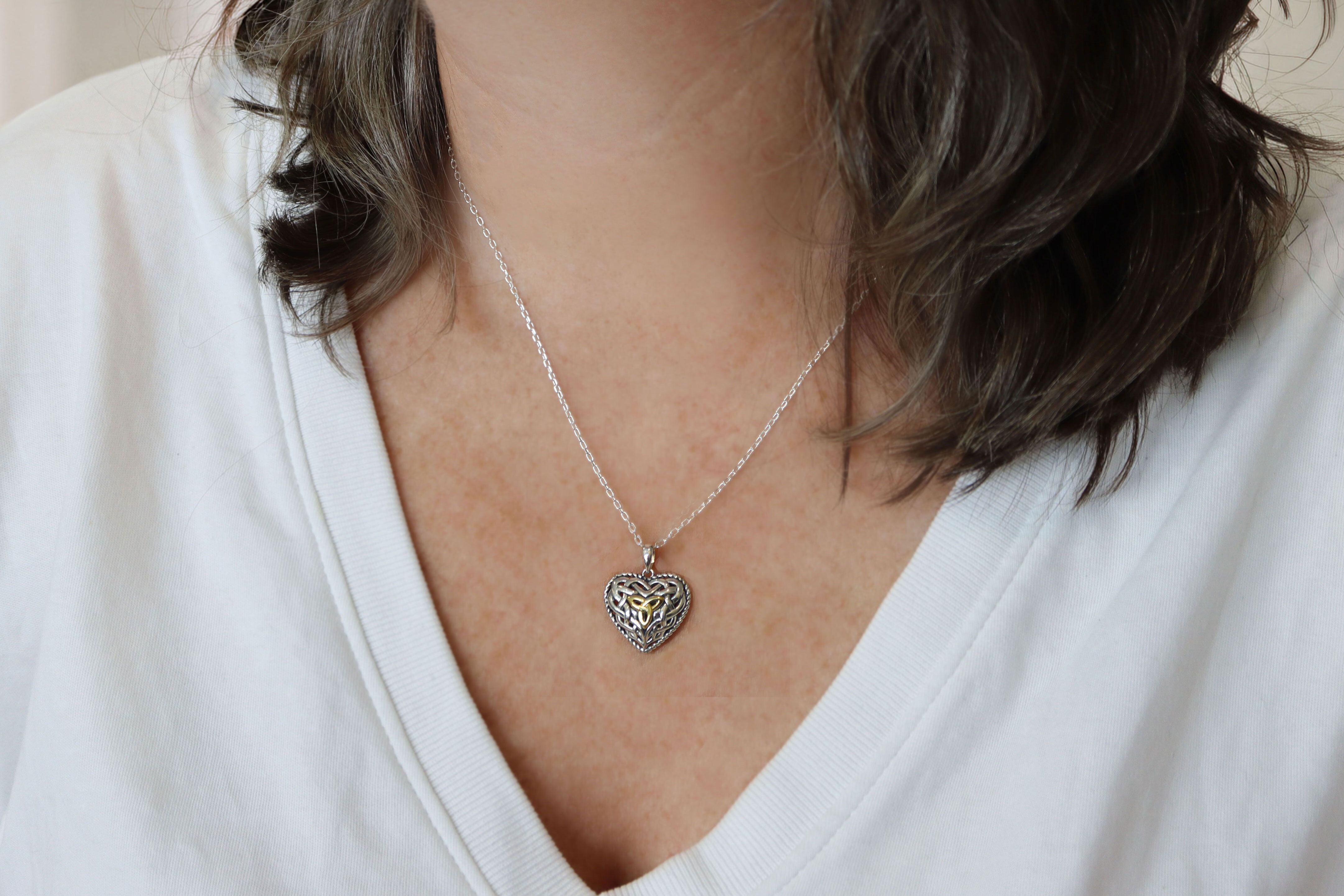 Celtic Heart Necklace Sku 22665 model