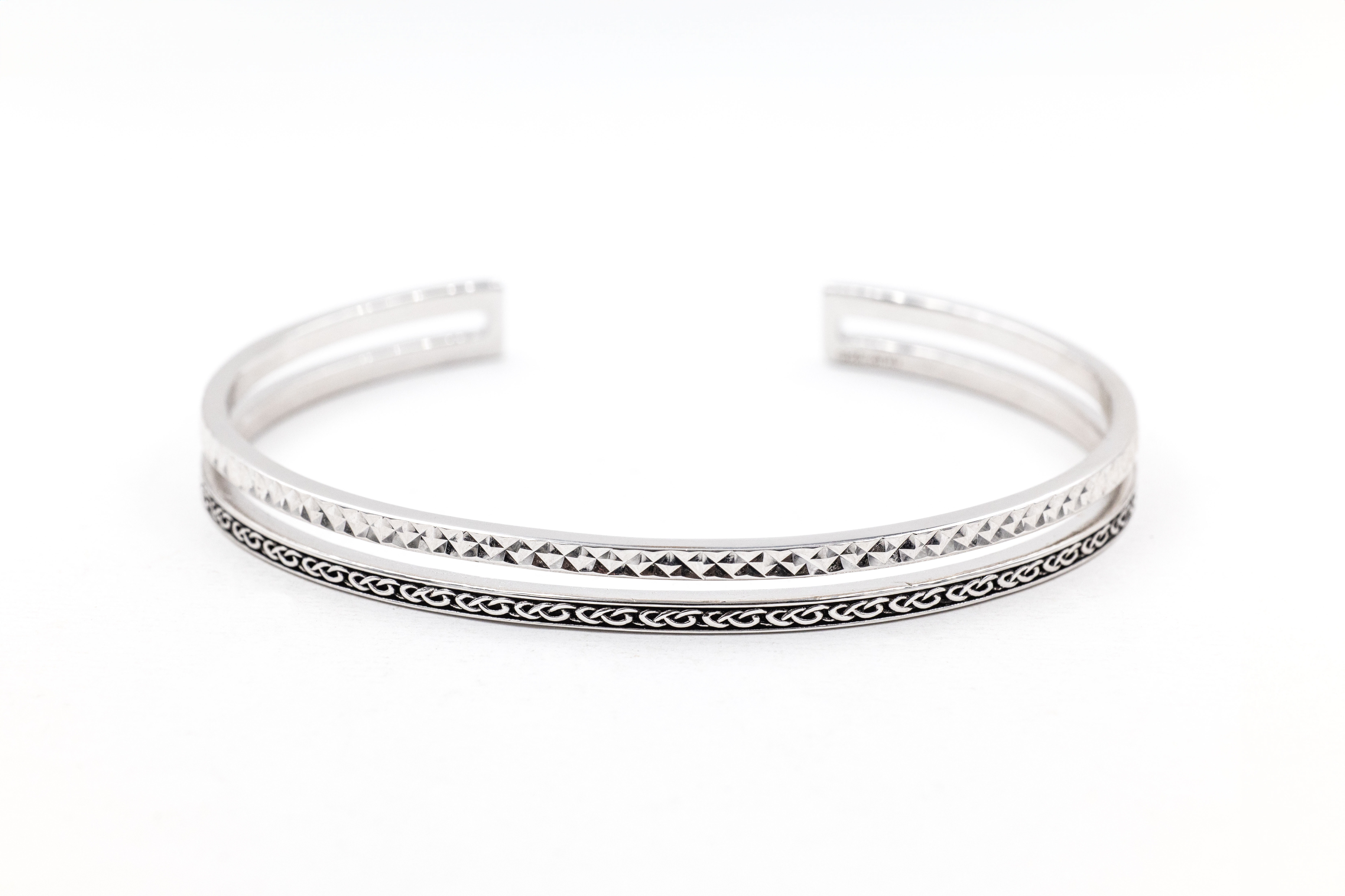 Irish Sterling Silver Celtic Knot Bracelet For Women With a Oxidized Finish