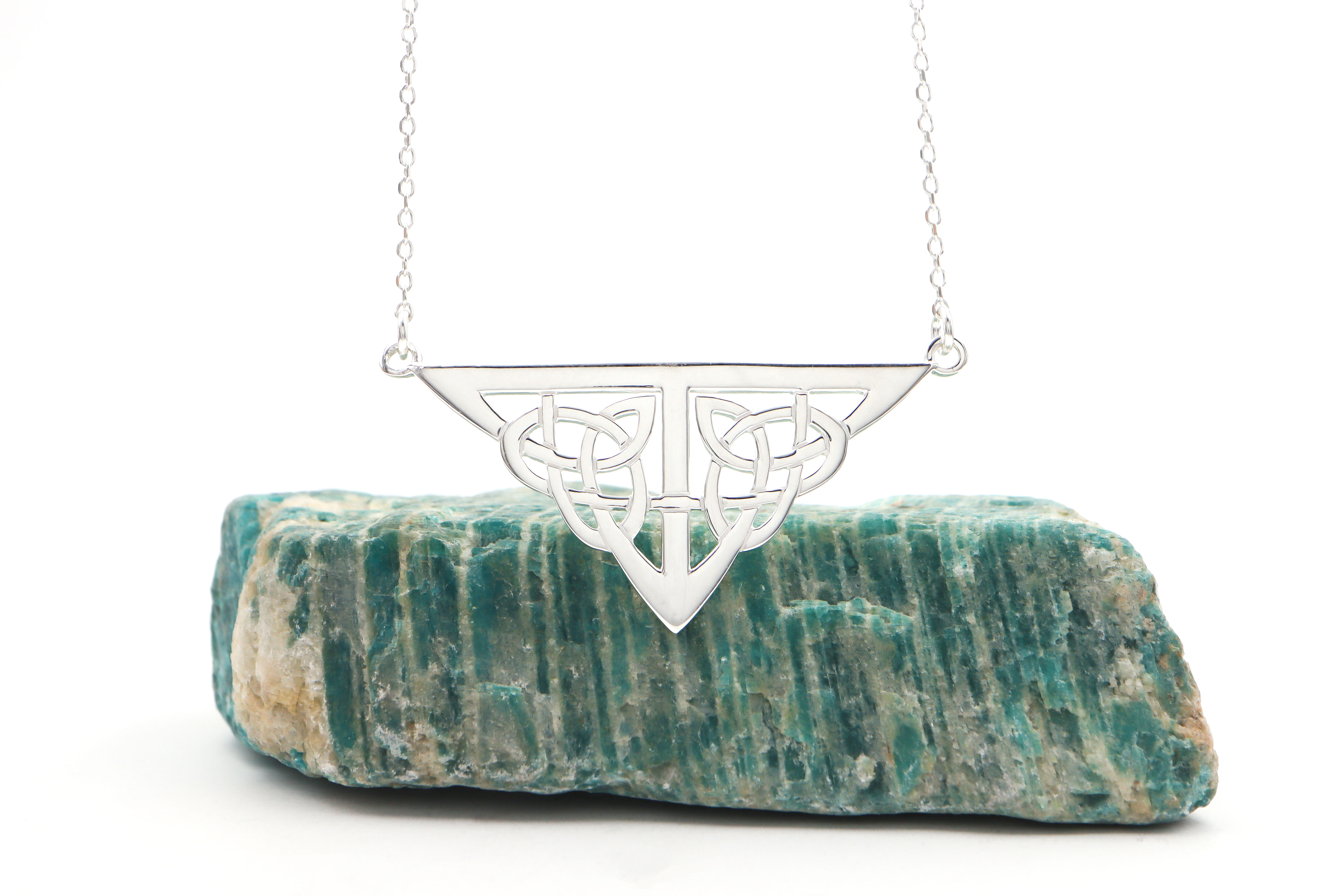 Celtic Knot Triangular Necklet Sku 25107 front