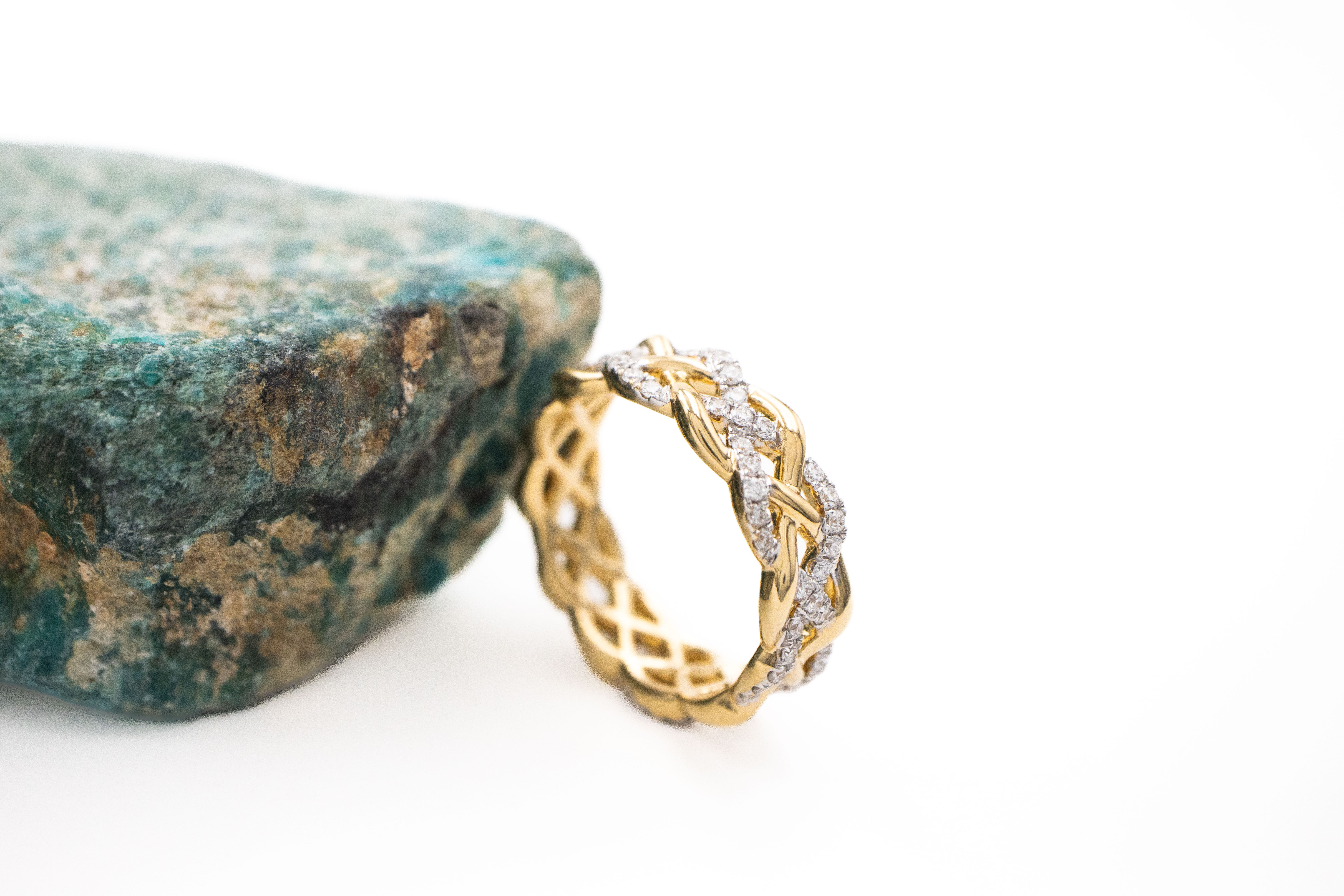 Luxurious Yellow Gold Celtic Knot Wedding Ring For Women With a Polished Finish. Side View.