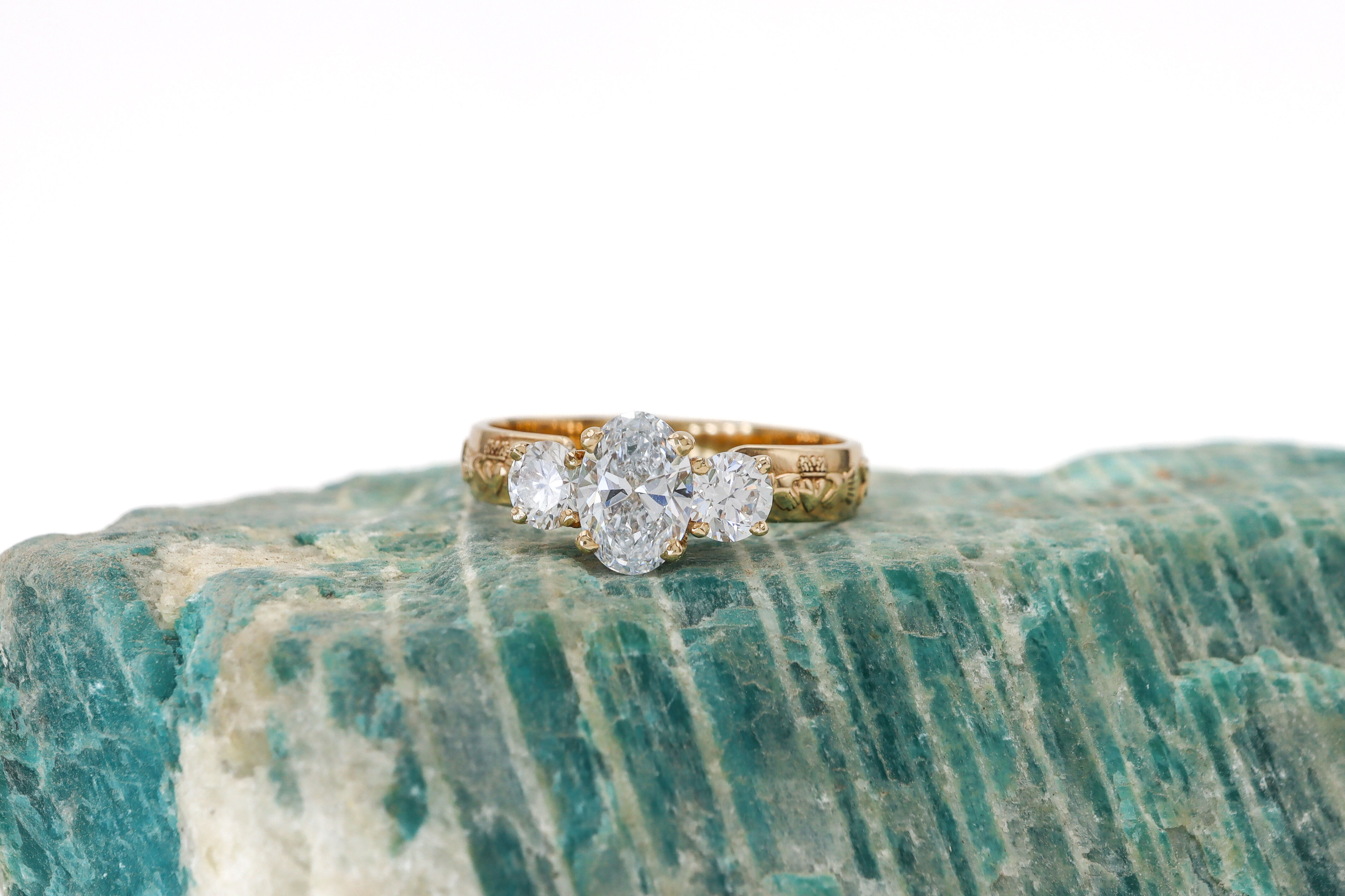 Womens Polished 14K Yellow Gold Claddagh & Celtic Knot 0.75ct Lab Grown Diamond Ring