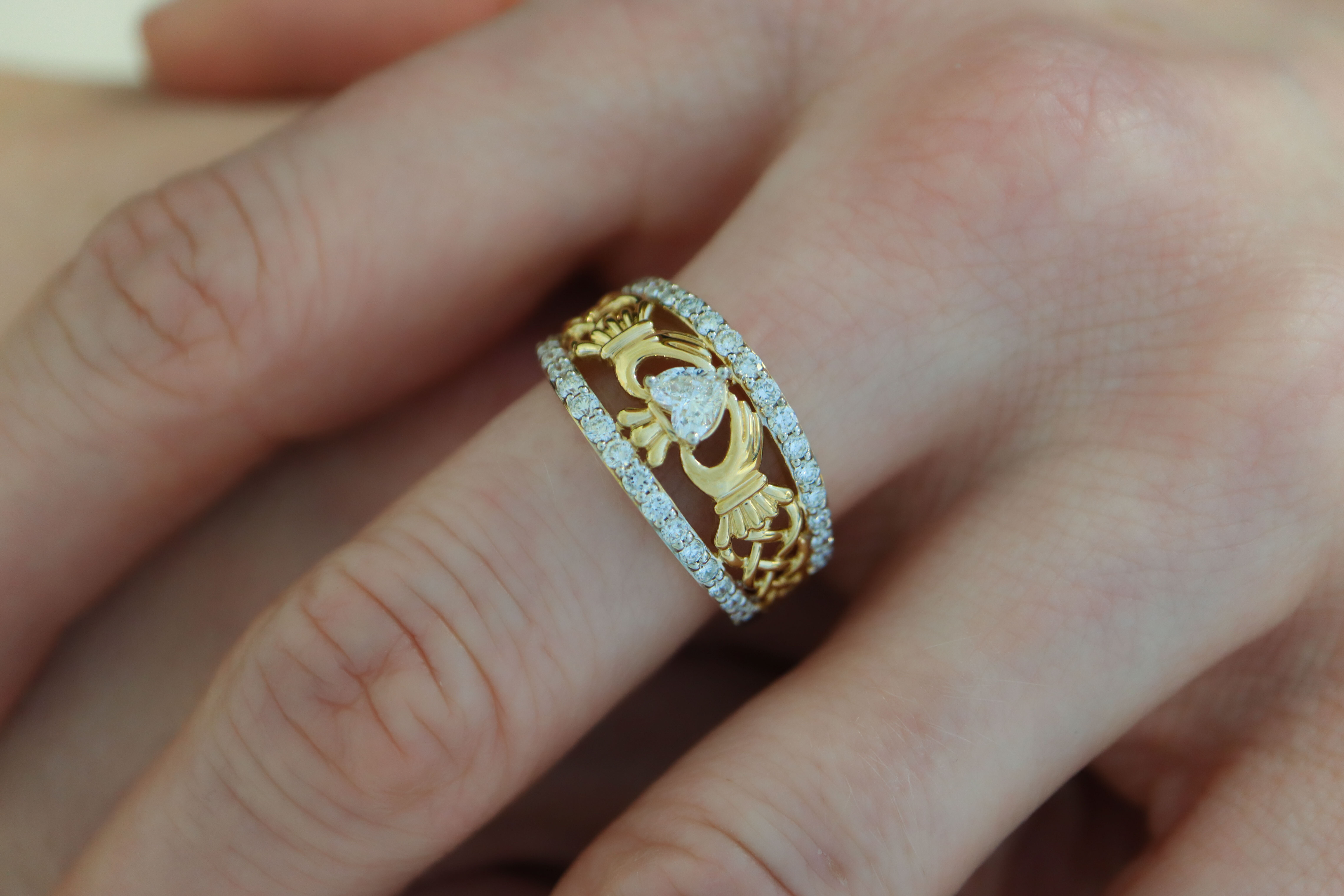Claddagh Celtic Knot Diamond Ring Sku 24913 model