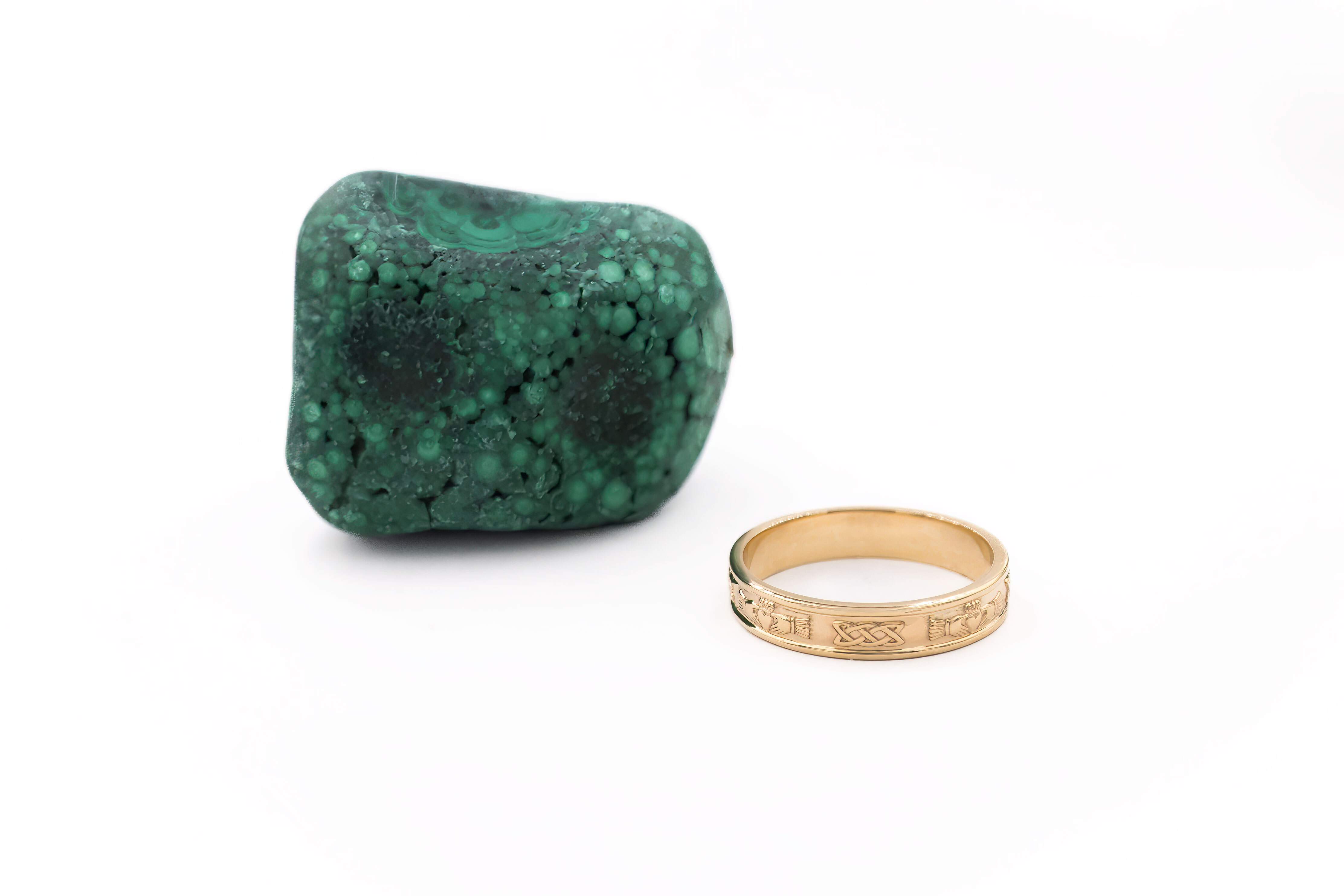 Polished Claddagh Gift Set in Real Yellow Gold. Side View.